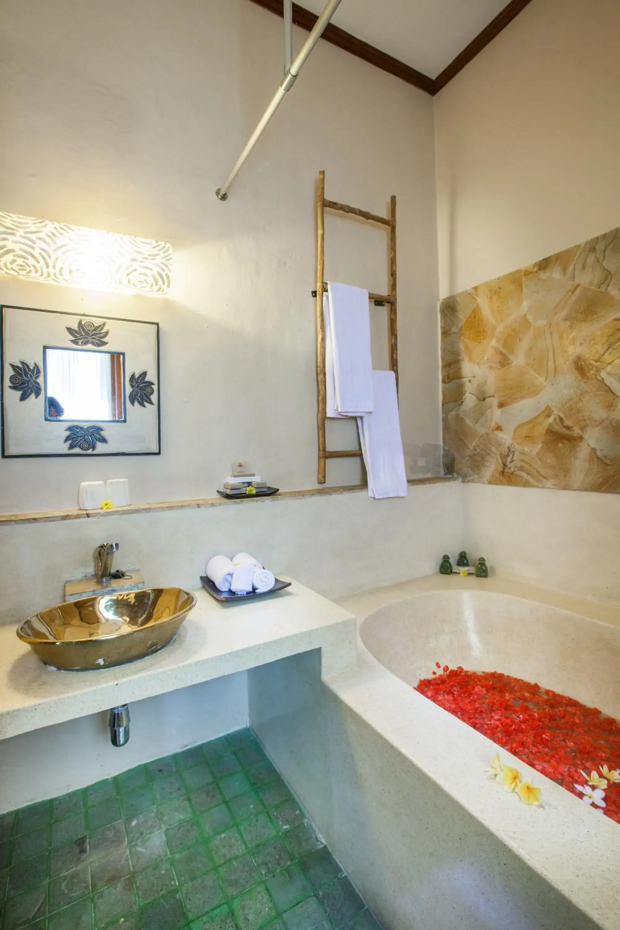 Bathroom in Junjungan Ubud Hotel & Spa