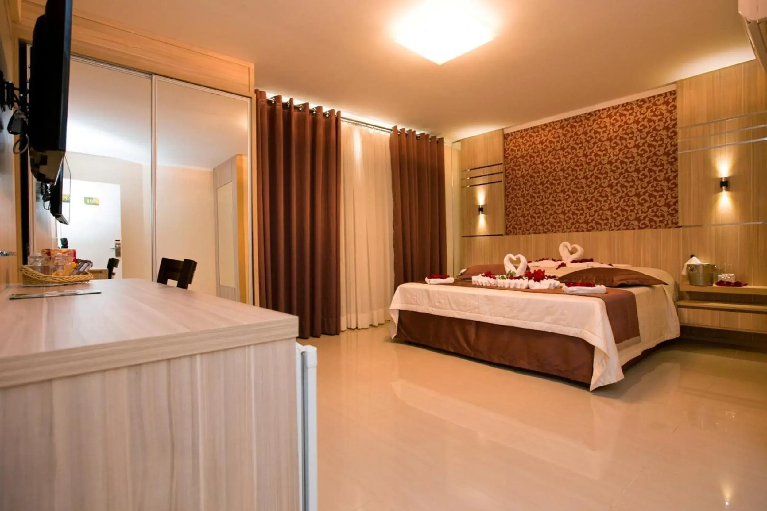 Bedroom in Pietro Angelo Hotel