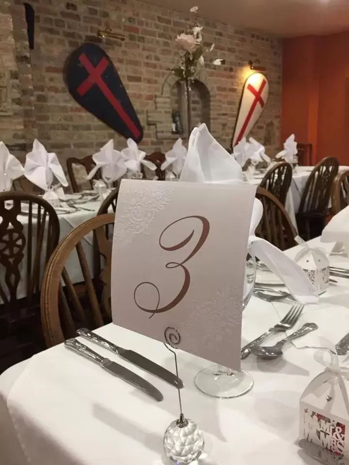 Restaurant/Places to Eat in Cross Keys Hotel Chatteris