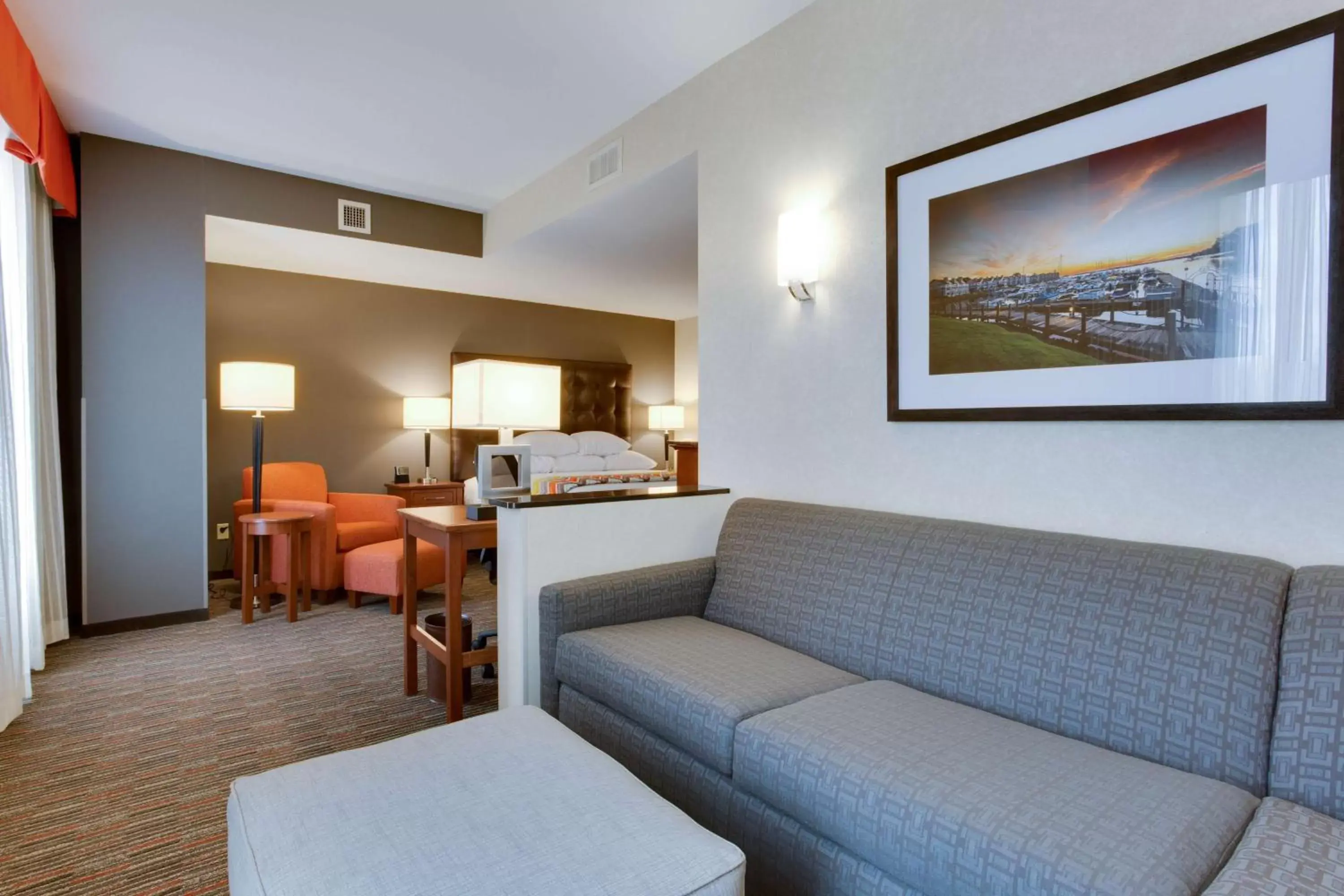 Toilet, Seating Area in Drury Inn & Suites Charlotte Arrowood