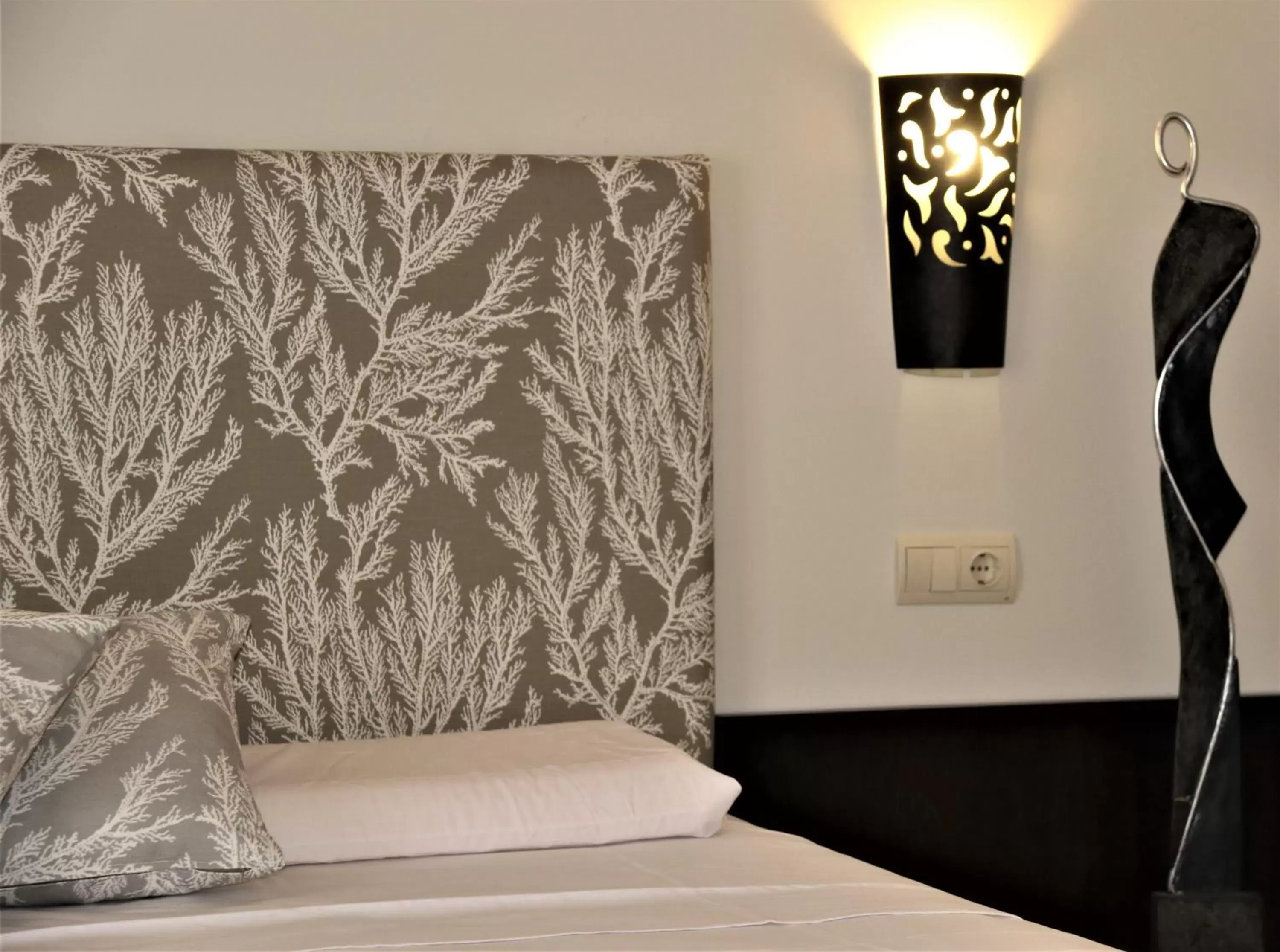 Bed in Hotel Bonalba Alicante