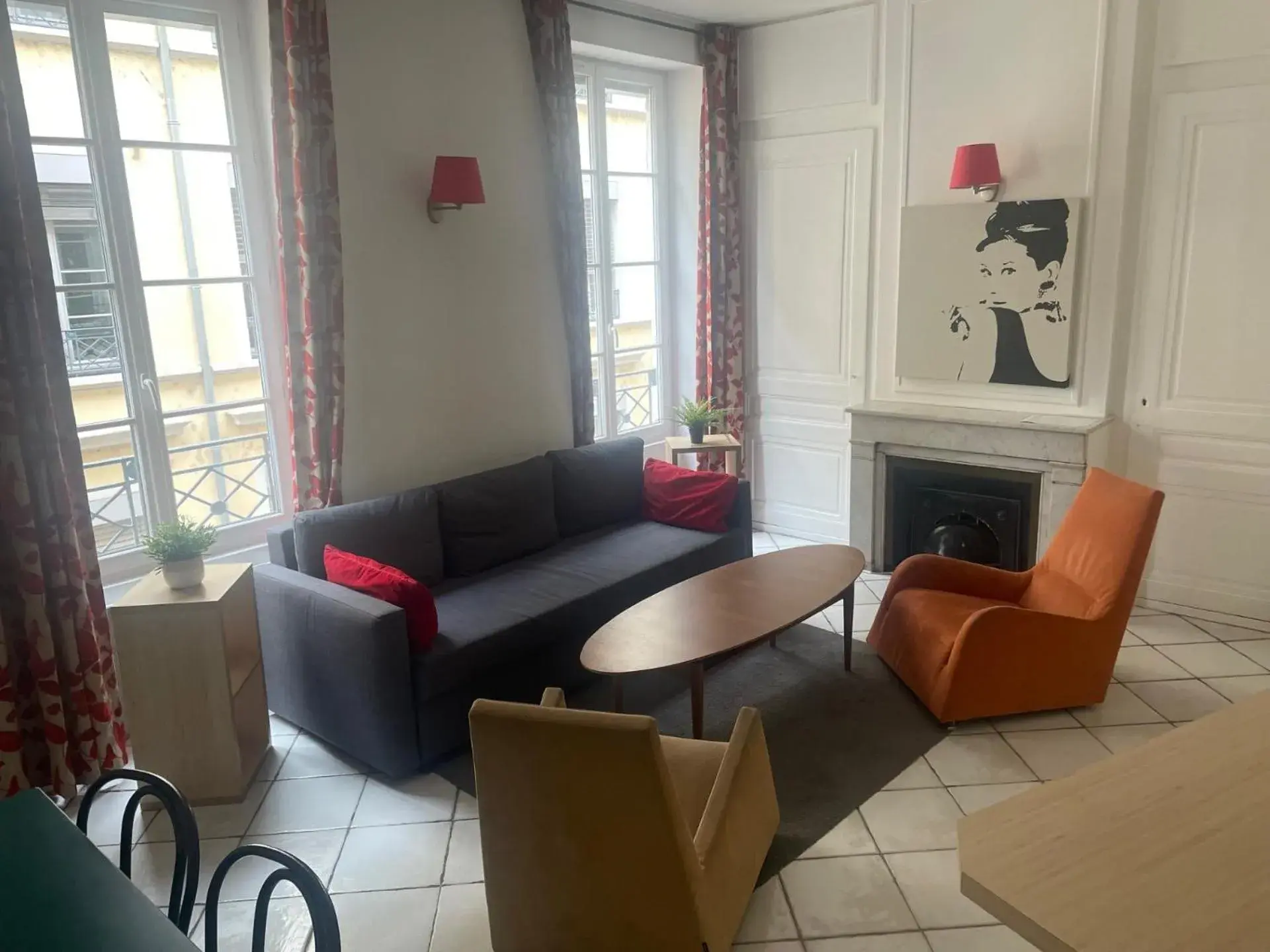 Living room, Seating Area in Best Western Lyon Saint-Antoine