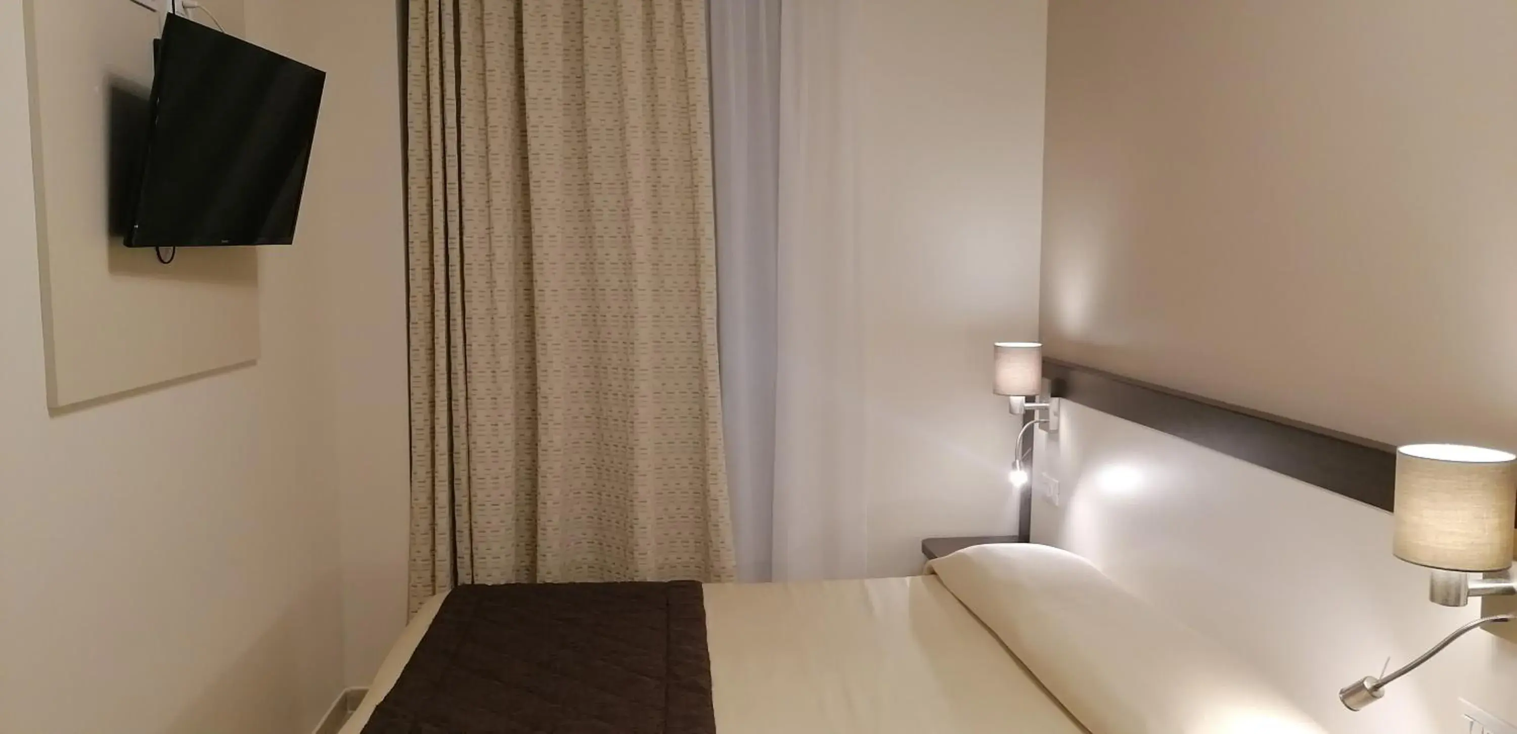 Bed in Hotel Boccascena