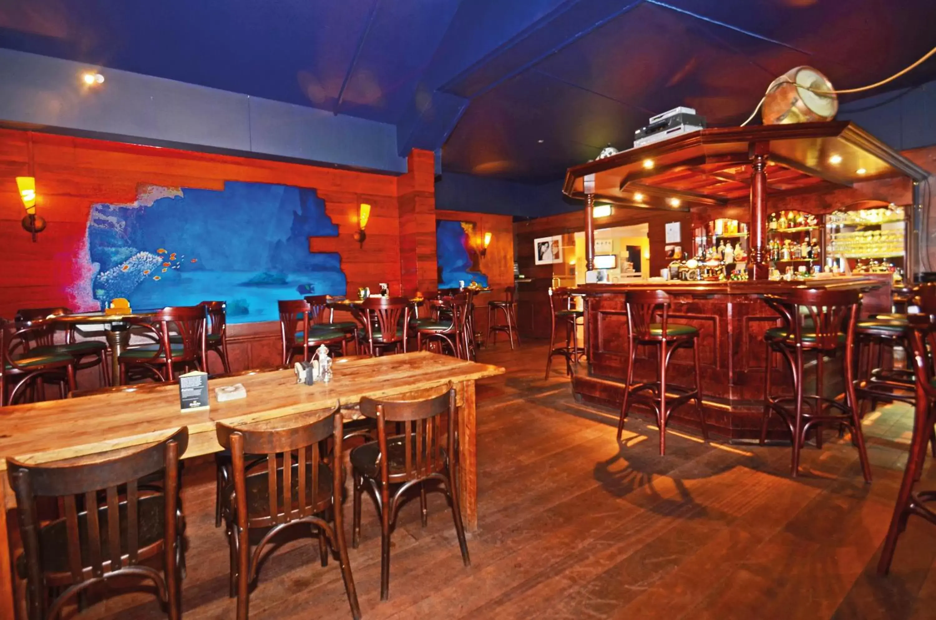 Lounge or bar, Restaurant/Places to Eat in Fletcher Hotel Restaurant Heidehof