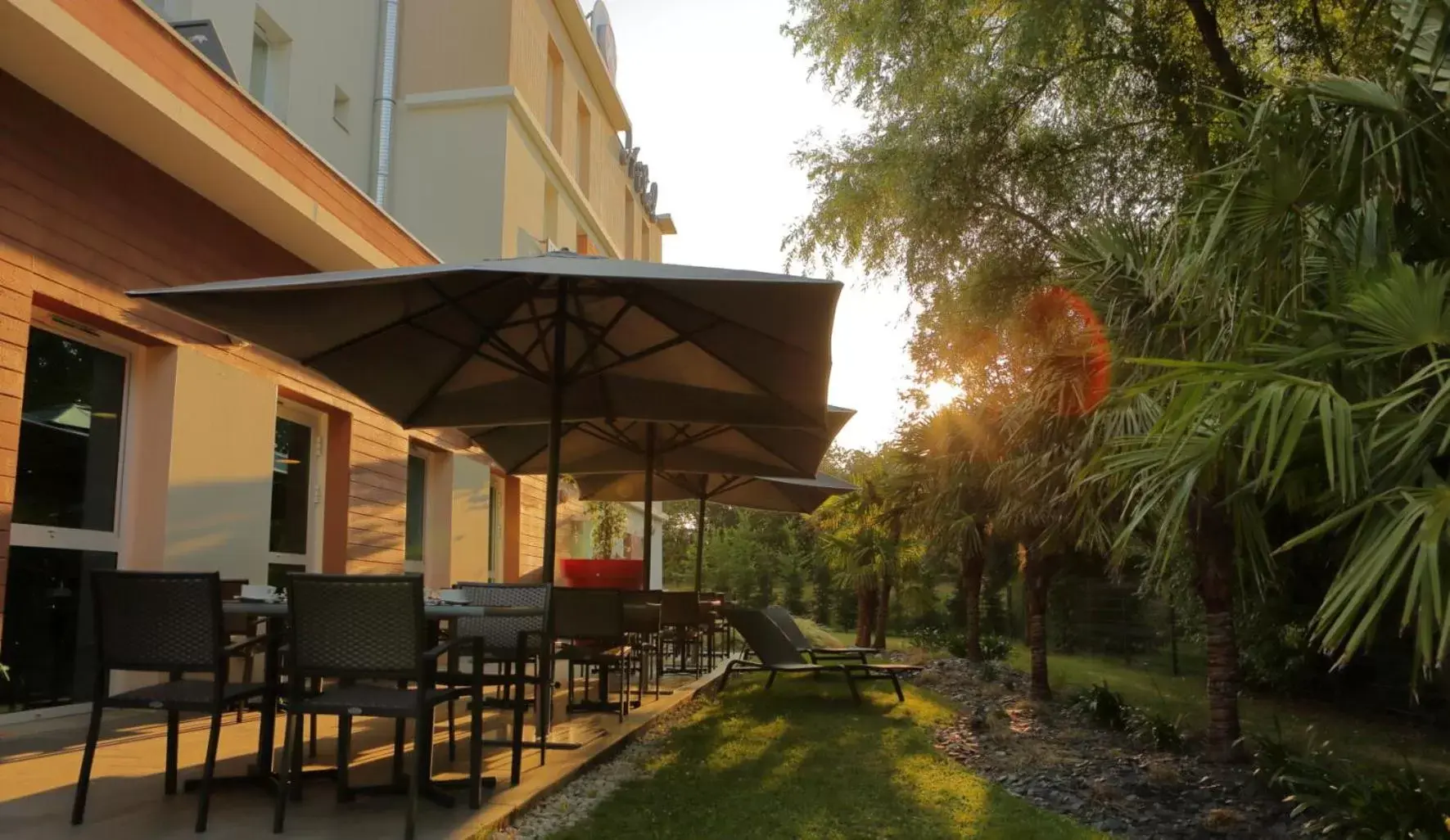 Patio in The Originals Boutique Hotel Saint James, Montaigu-Vendée, Nantes Sud