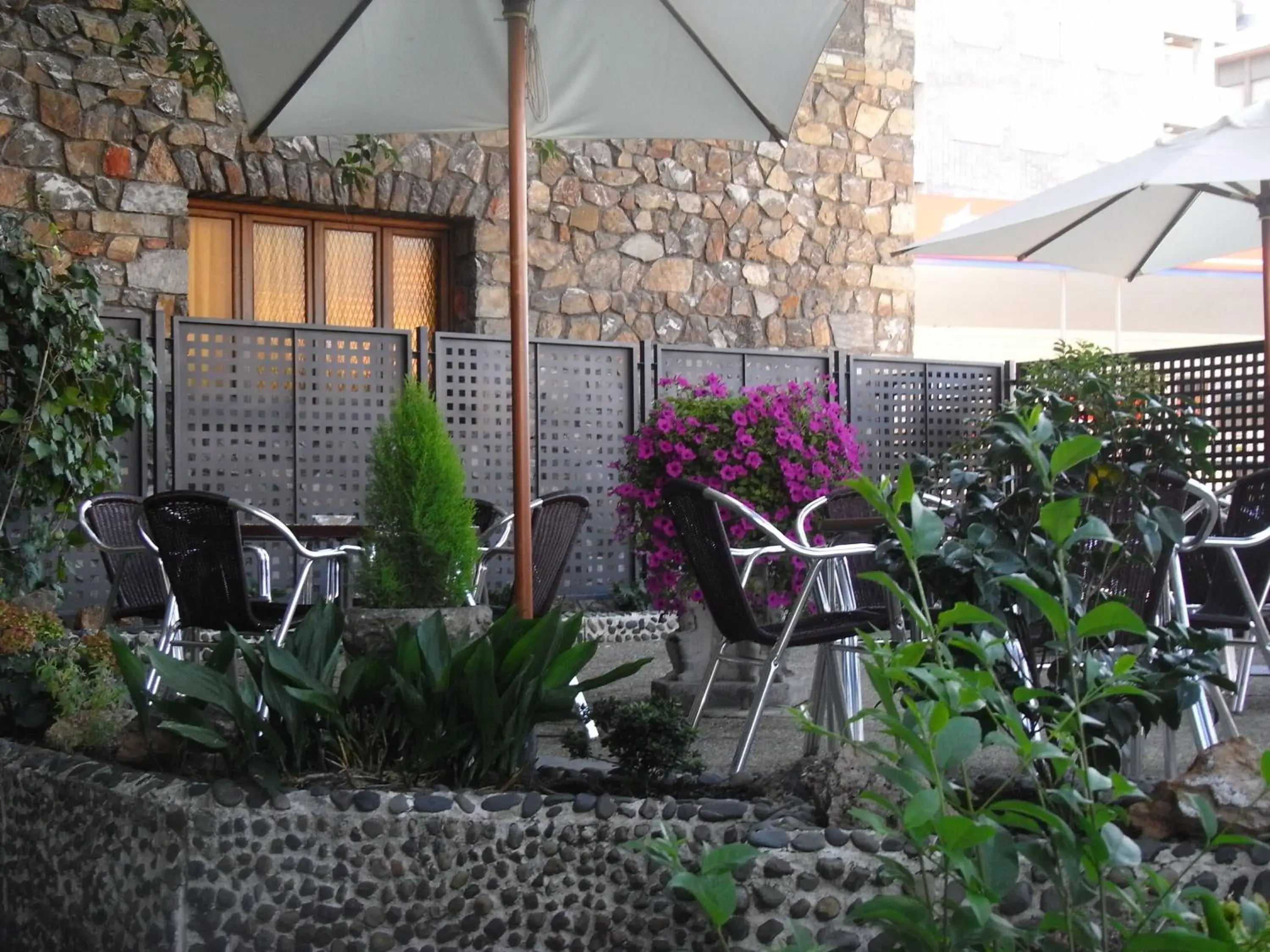 Garden in Hotel Temple Ponferrada