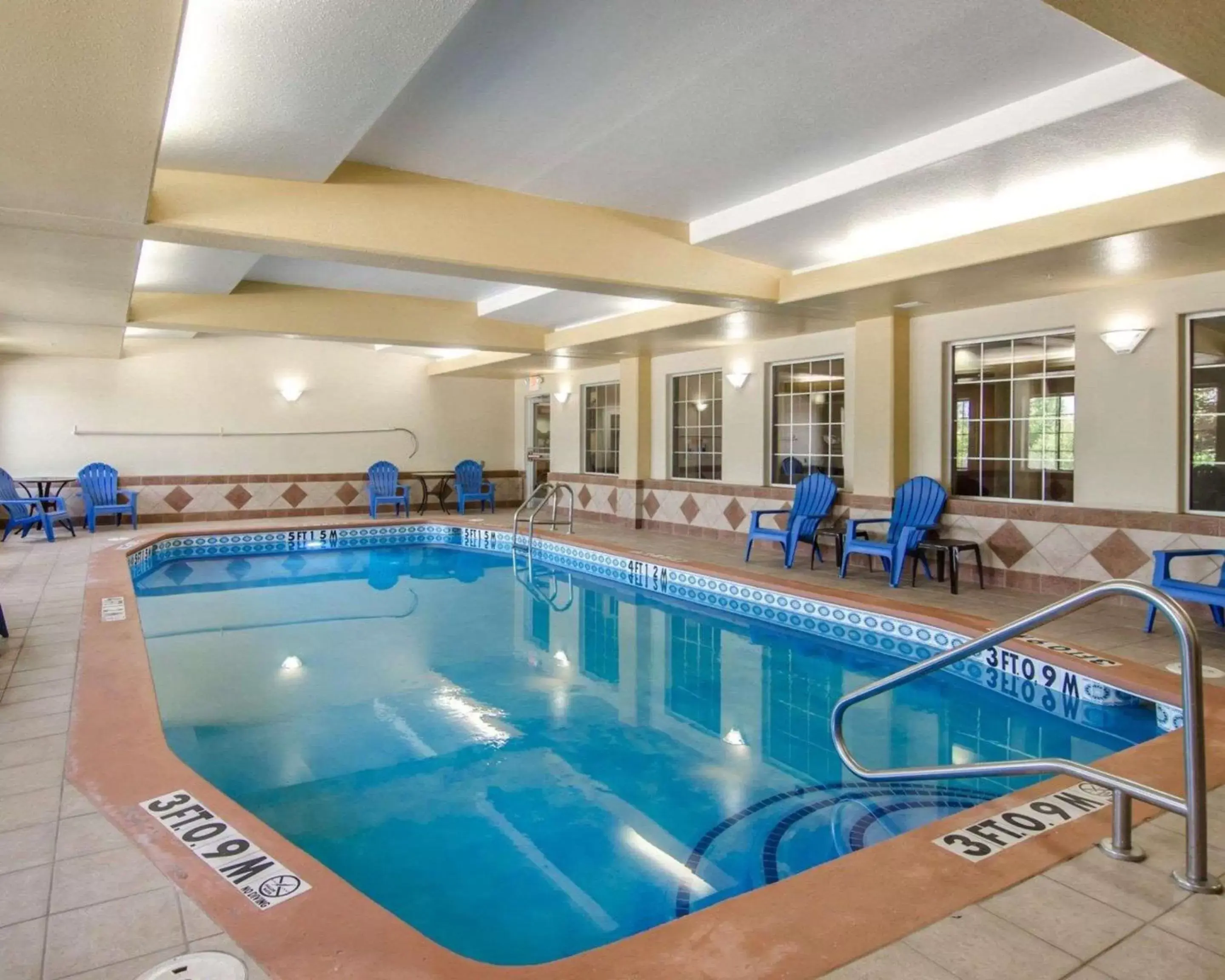 On site, Swimming Pool in Sleep Inn & Suites Springdale West