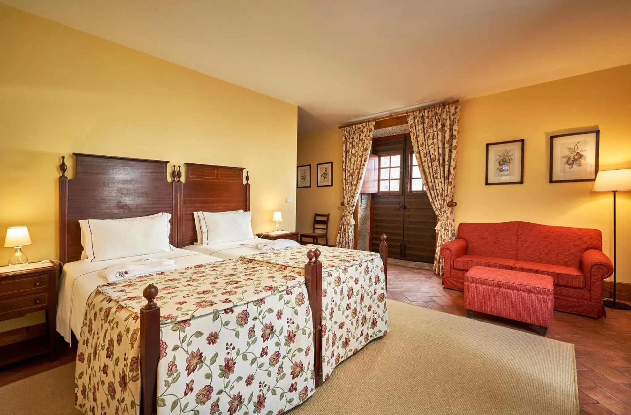 Photo of the whole room, Bed in Casa da Portela de Sampriz Photo of the whole room, Bed in Casa da Portela de Sampriz