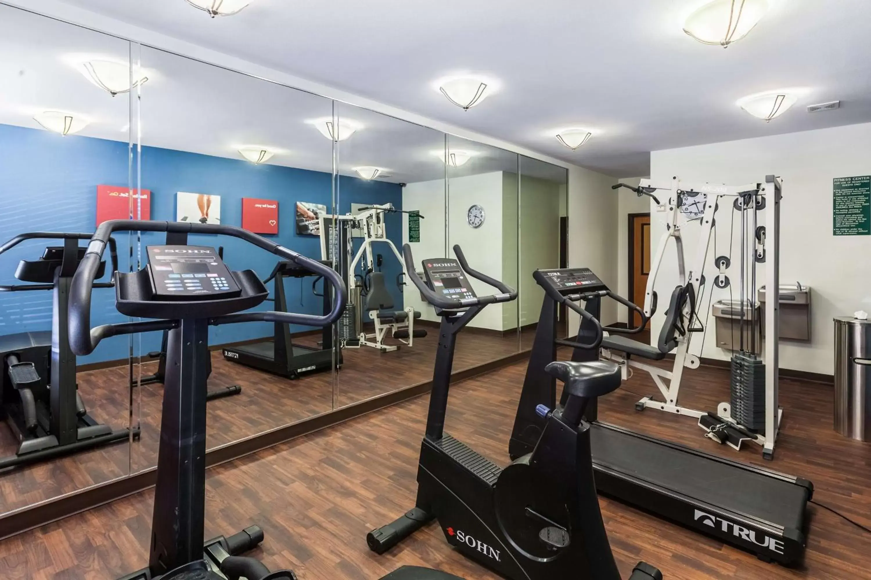 Fitness centre/facilities, Fitness Center/Facilities in SureStay Plus Hotel by Best Western Mesquite