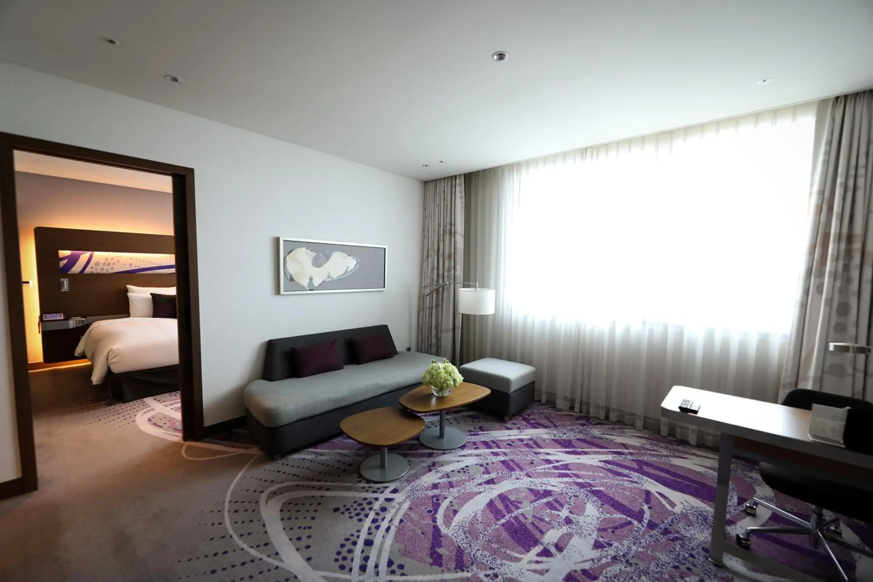 Living room, Seating Area in Novotel Ambassador Suwon Hotel