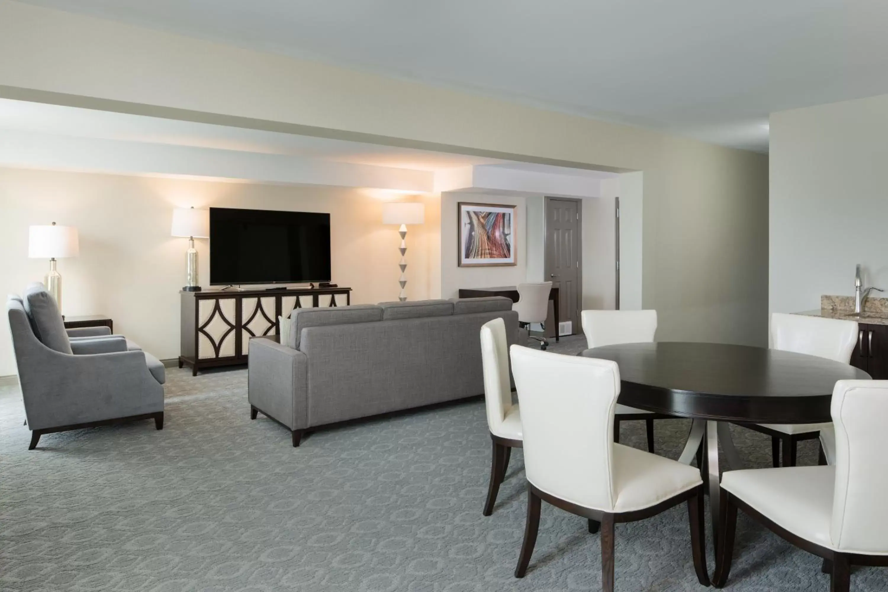 Meeting/conference room, Seating Area in Crowne Plaza Chicago SW - Burr Ridge, an IHG Hotel