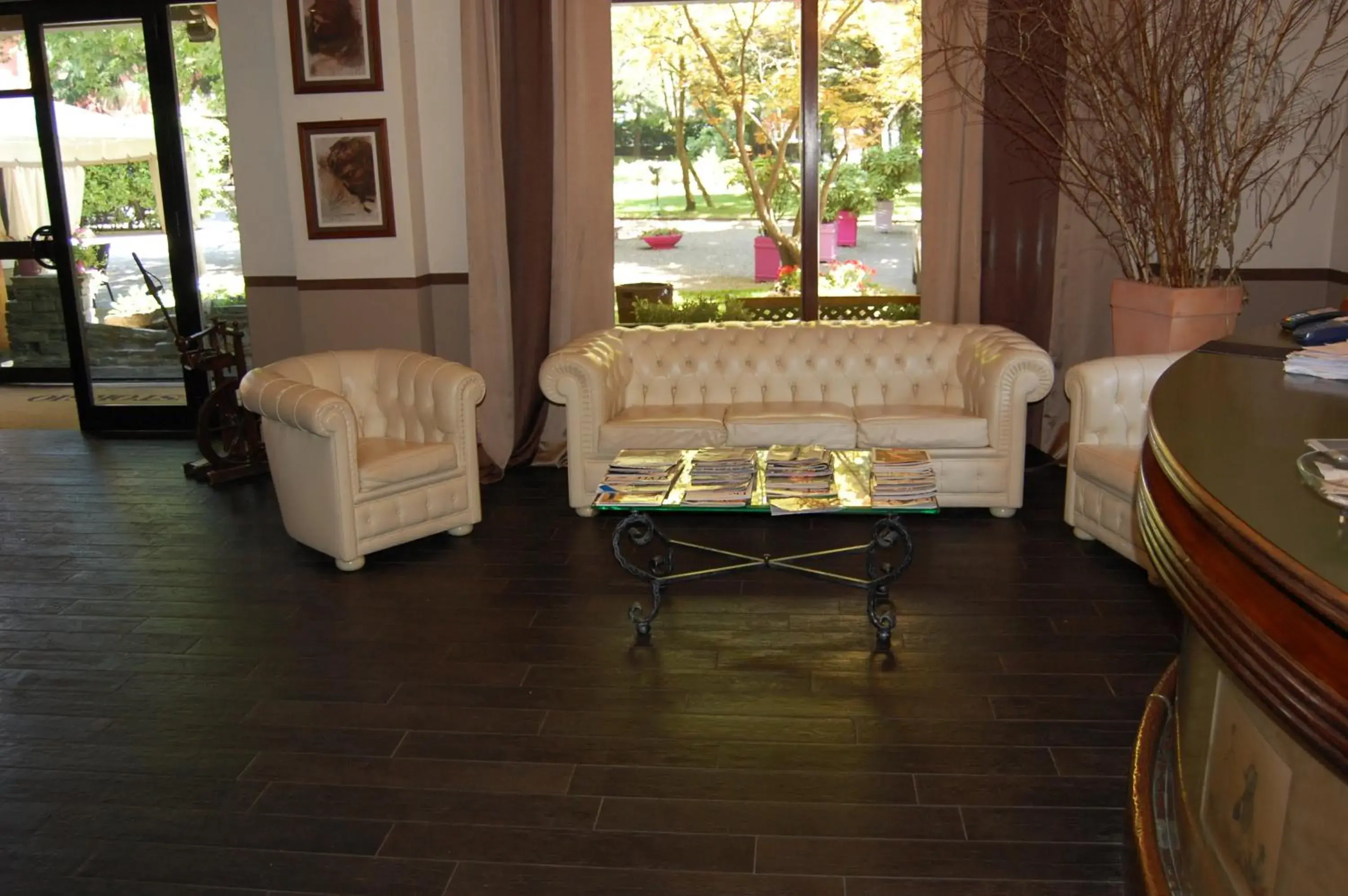 Lobby or reception, Seating Area in Albergo Ristorante Sant'Eustorgio