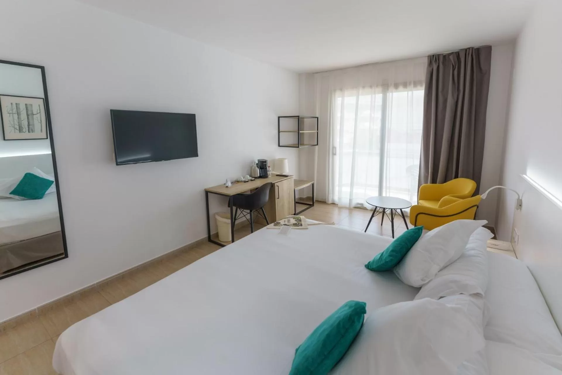 Bedroom, Bed in DWO Sirius