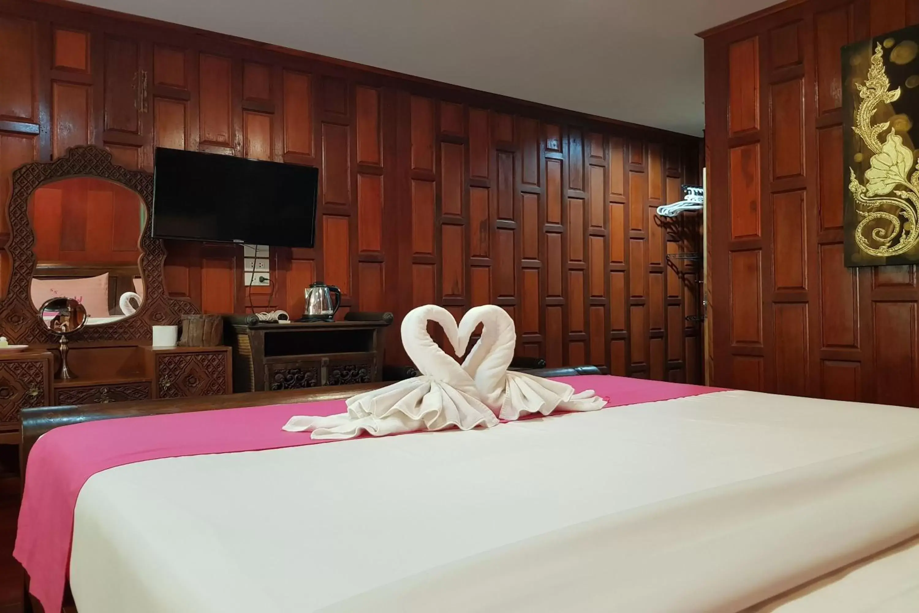 Bedroom, Bed in Poonsook Phitsanulok Hotel SHA Plus