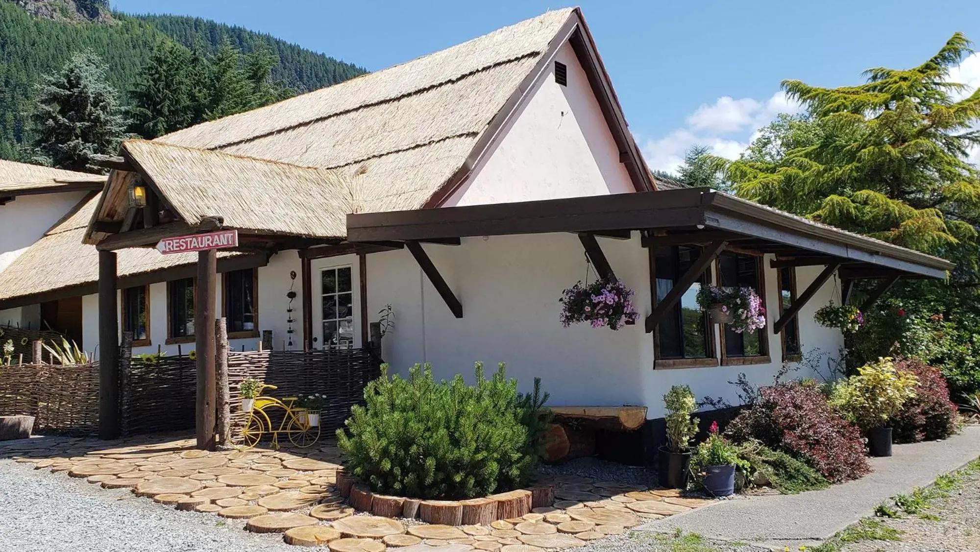 Restaurant/places to eat in Paradise Village Restaurant/places to eat in Paradise Village