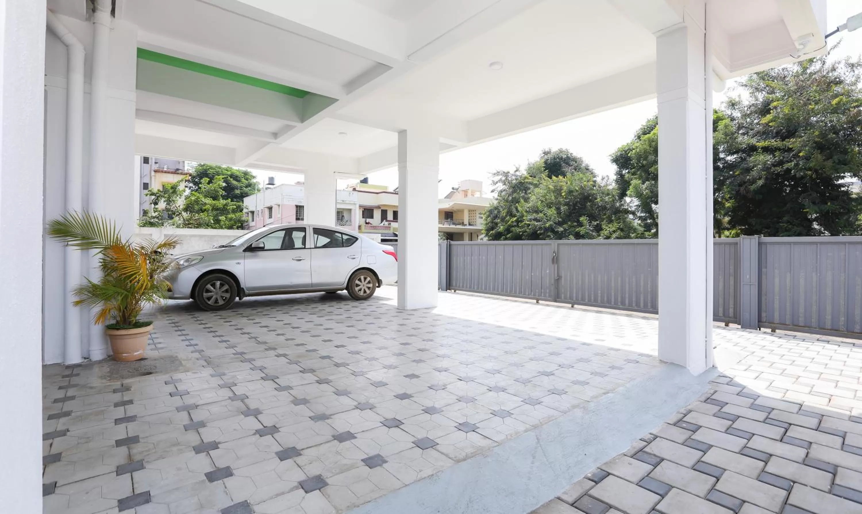 Parking in Treebo Sapphire Studio