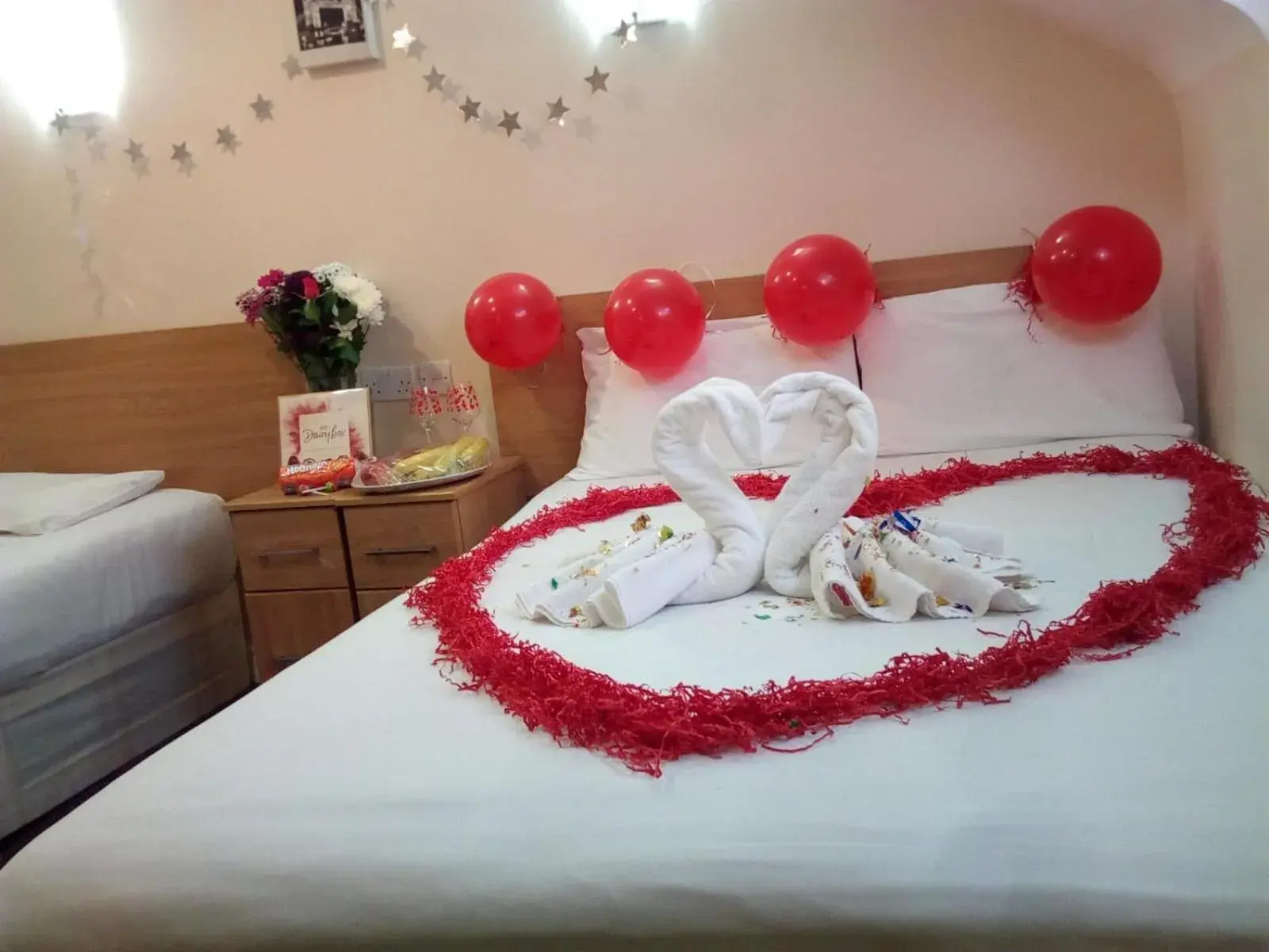 Bedroom, Bed in Britannia Inn Hotel Bedroom, Bed in Britannia Inn Hotel