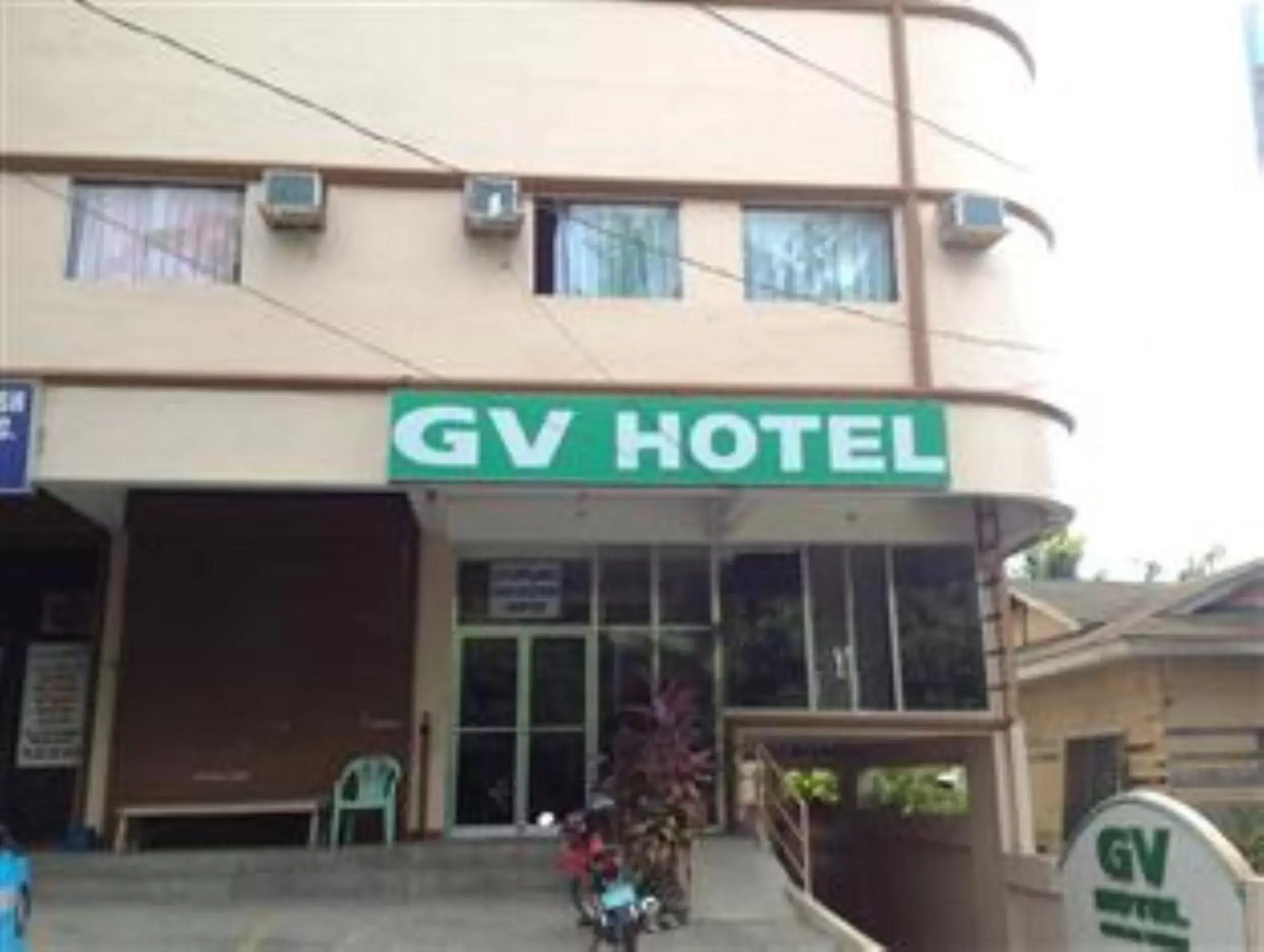 Facade/entrance in GV Hotel - Camiguin