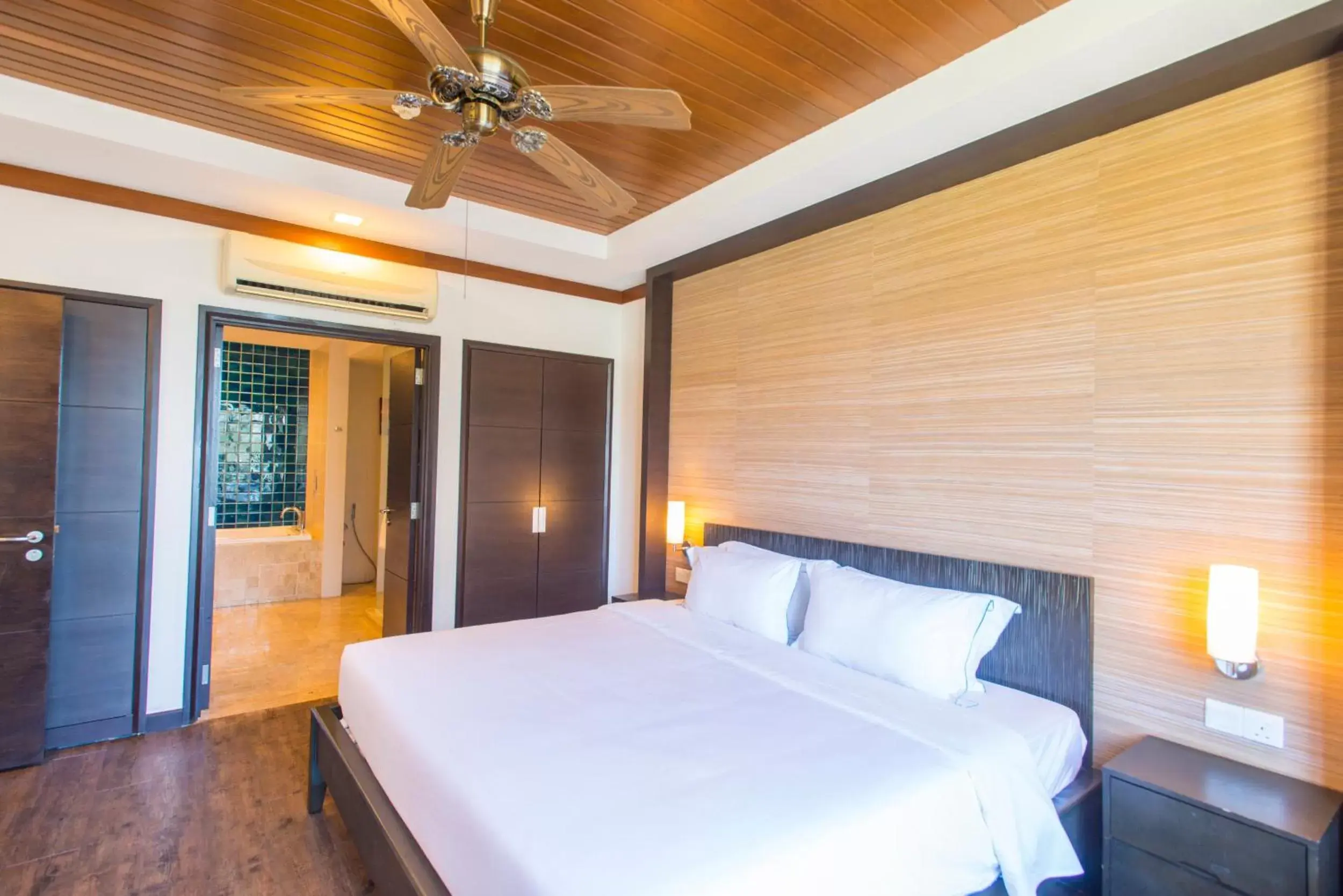 Shower, Bed in Sabah Beach Villas & Suites