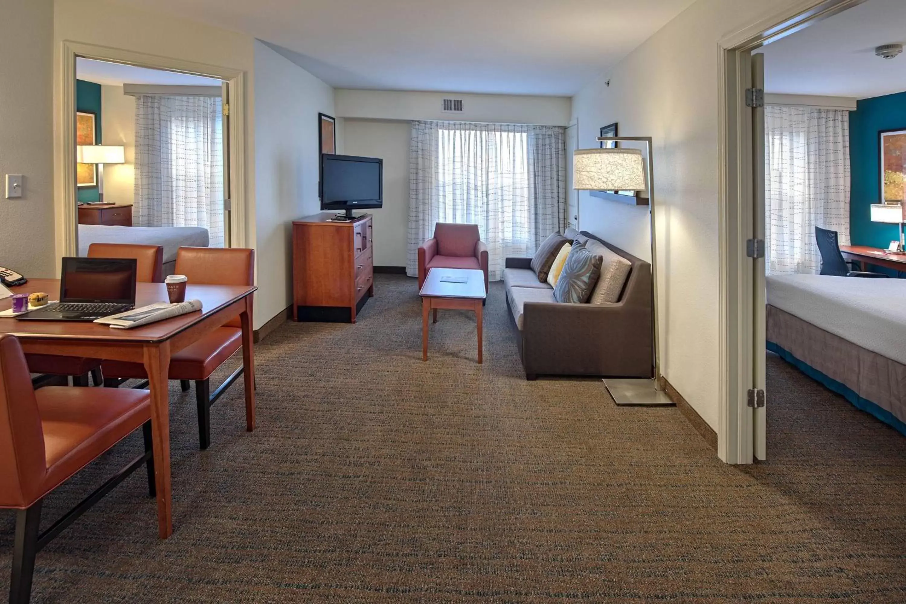 Living room, Seating Area in Residence Inn by Marriott Fayetteville Cross Creek