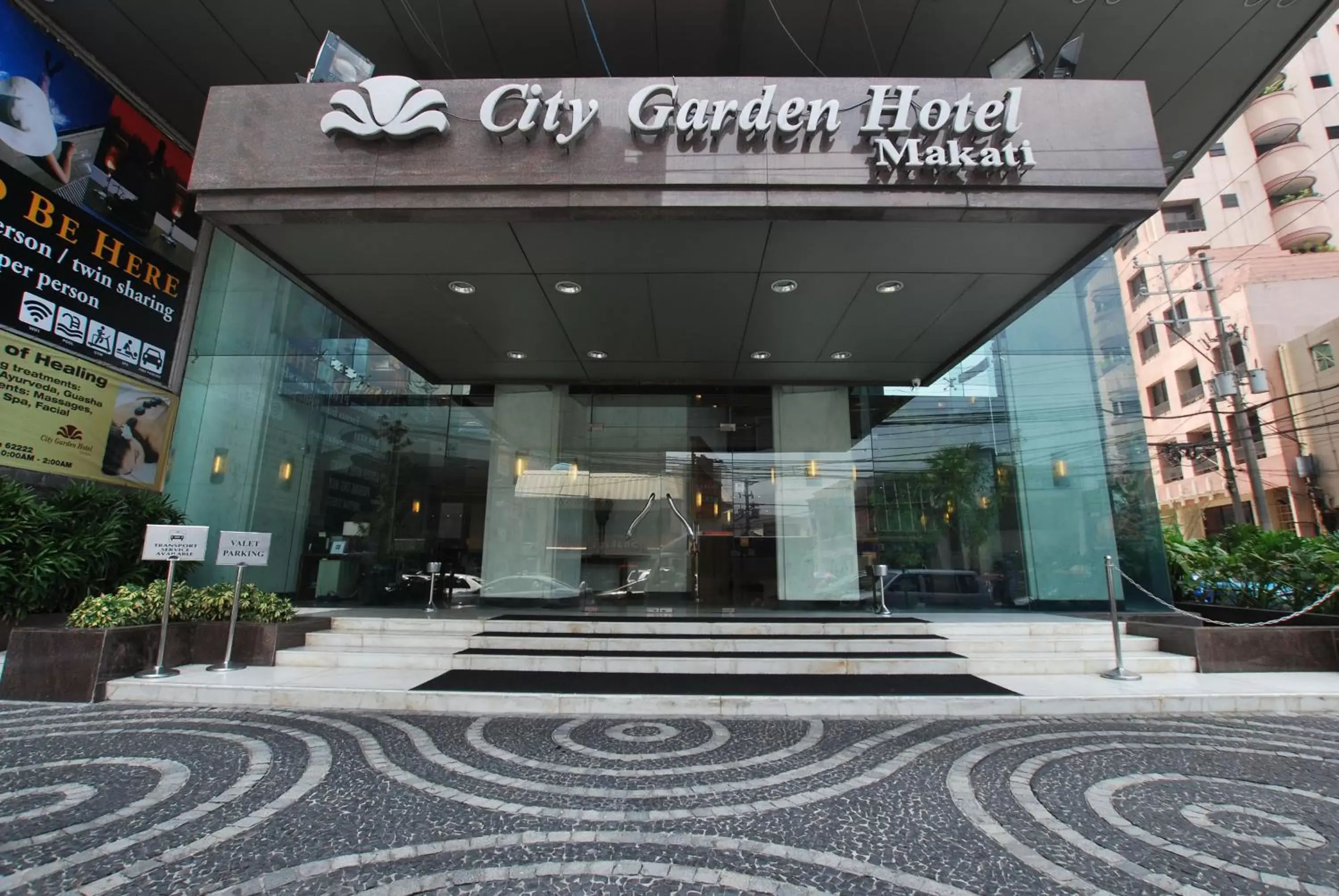 Facade/entrance in City Garden Hotel Makati