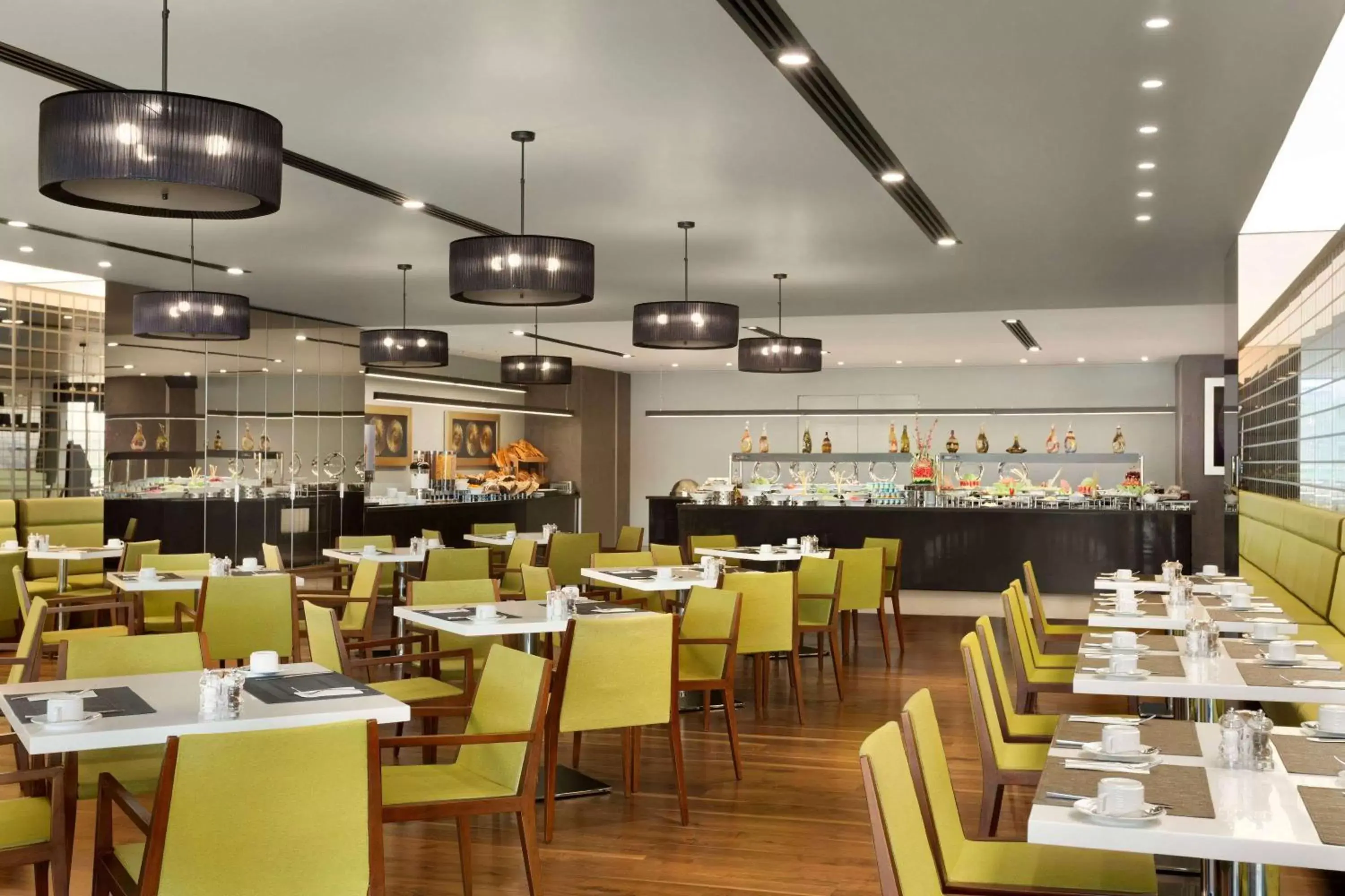 Restaurant/Places to Eat in Ramada Plaza by Wyndham Istanbul Asia Airport