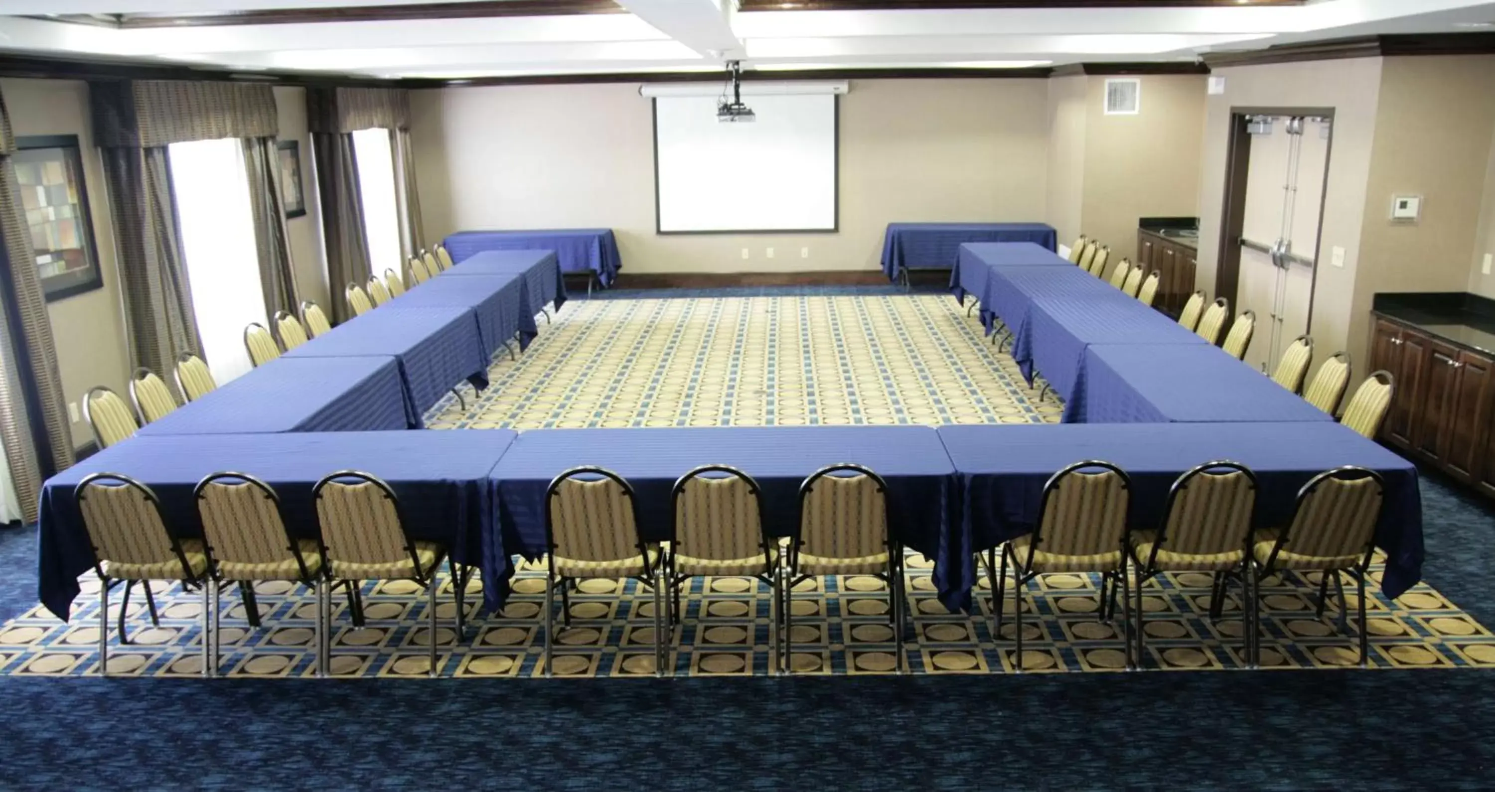 Meeting/conference room, Business Area/Conference Room in Hampton Inn Olathe