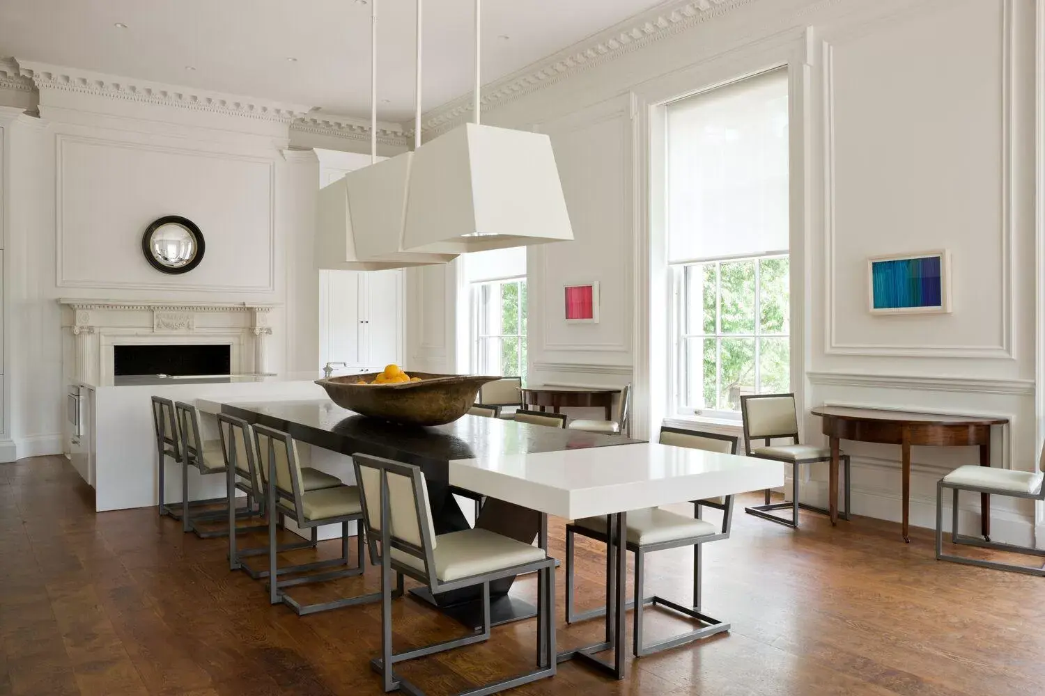 Communal kitchen, Dining Area in Placemakr Dupont Circle