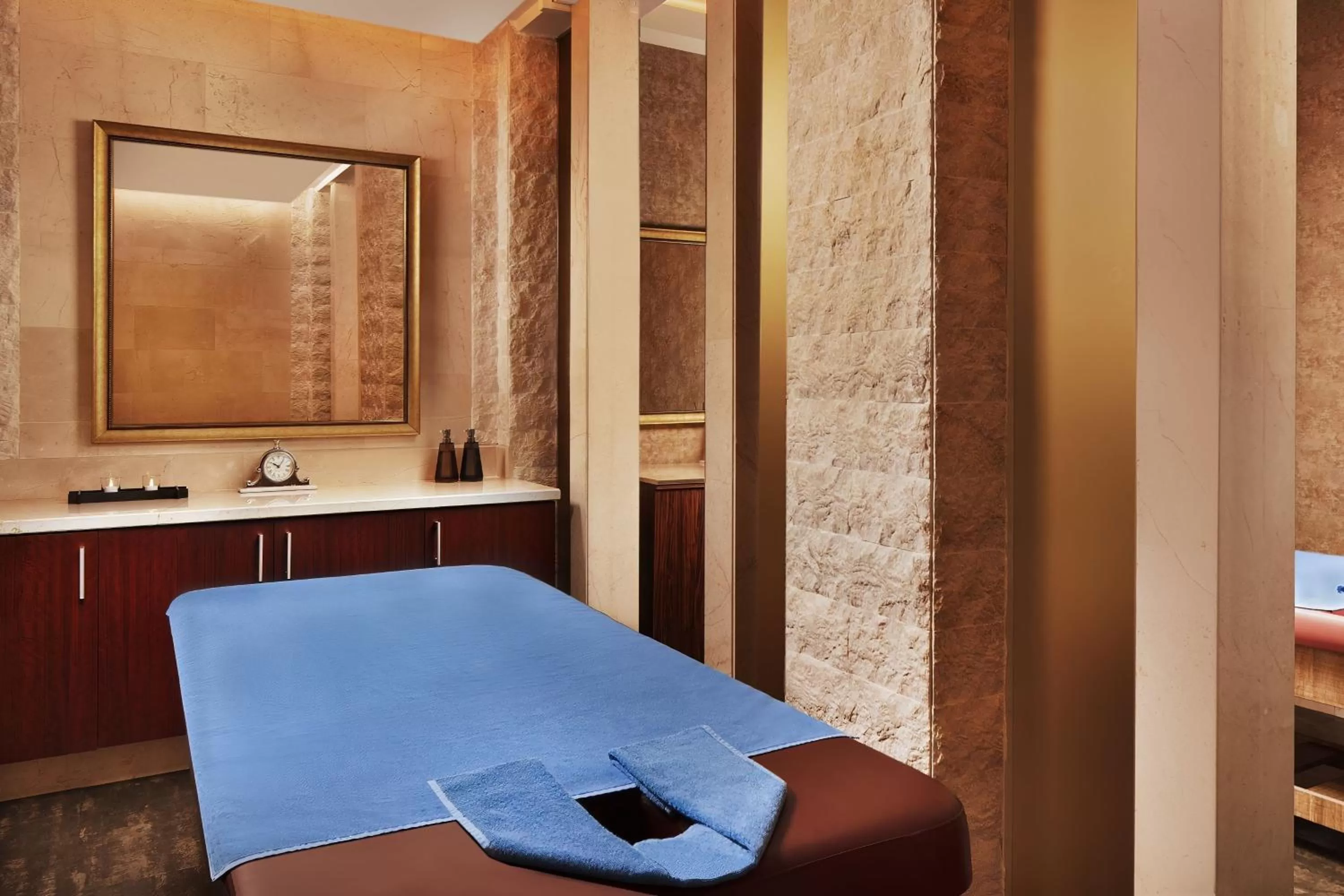 Spa and wellness centre/facilities, Bed in Sheraton Ankara Hotel & Convention Center