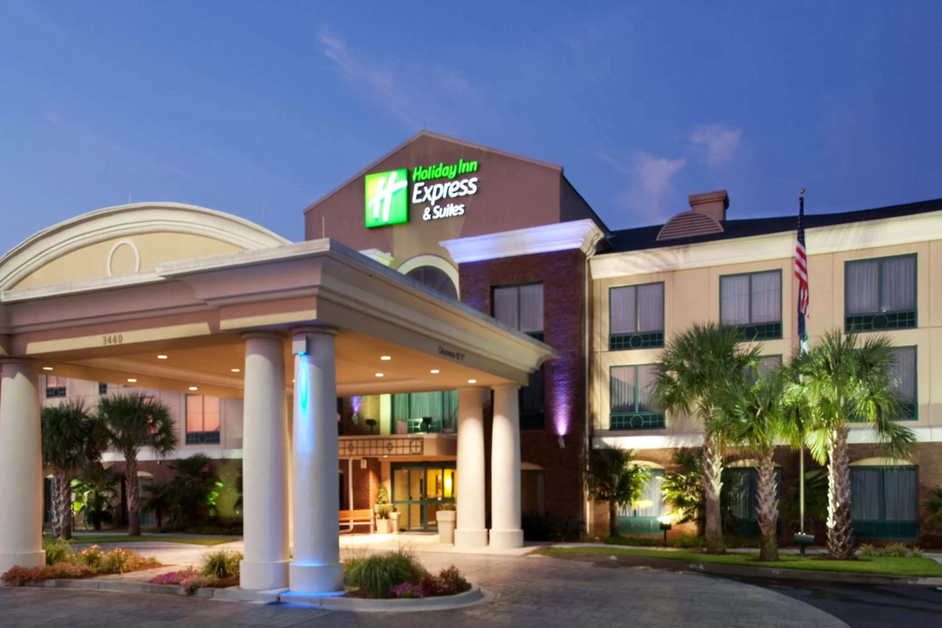 Property building in Holiday Inn Express & Suites Florence I-95 & I-20 Civic Ctr by IHG