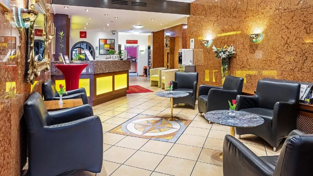 Lobby or reception in NP Hotel Wallis