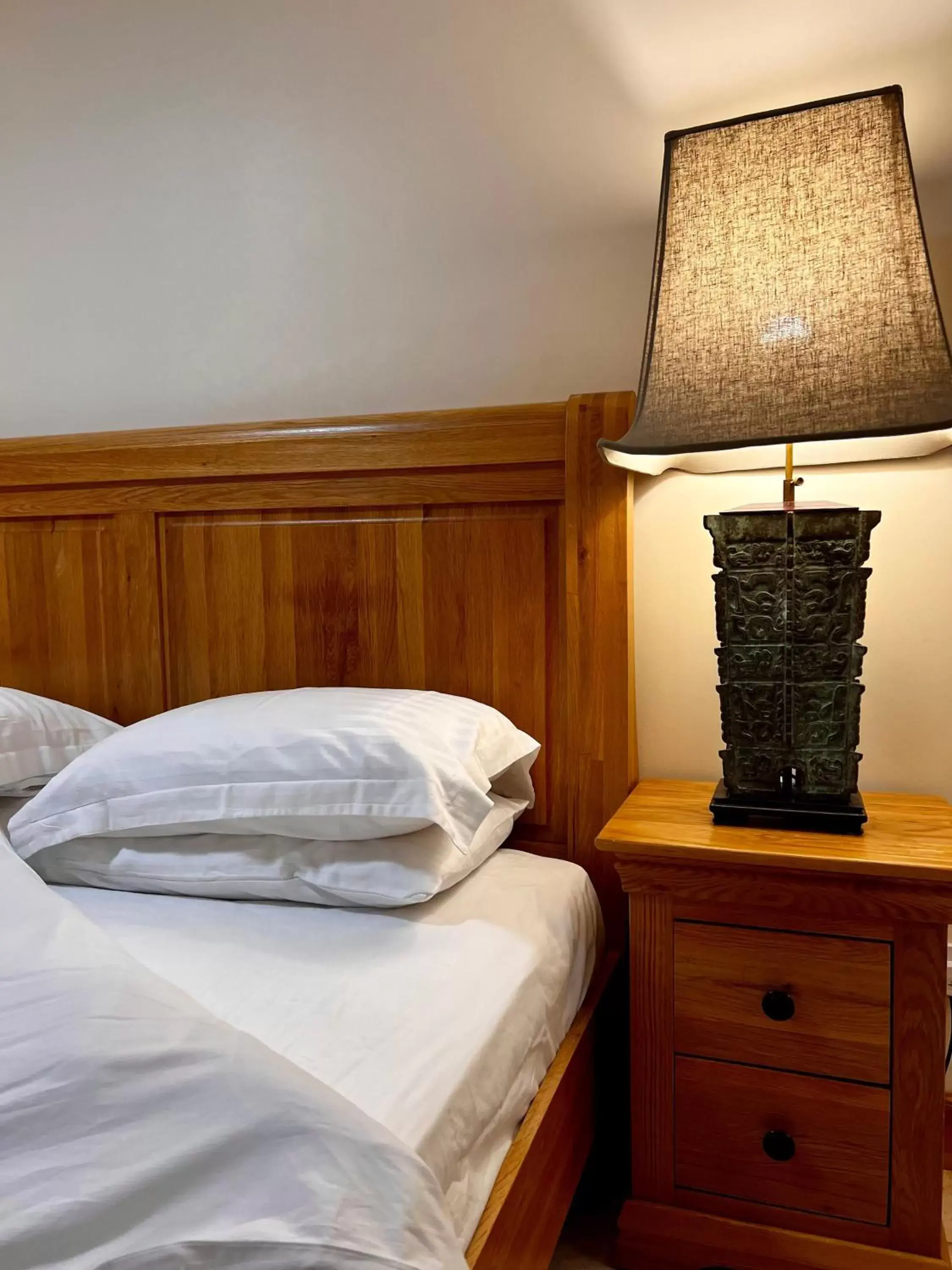 Bedroom, Bed in Errichel House and Cottages