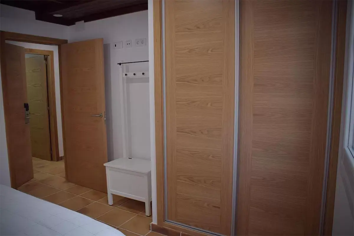 Bedroom, Bathroom in Pincheiro Apartamentos Turísticos