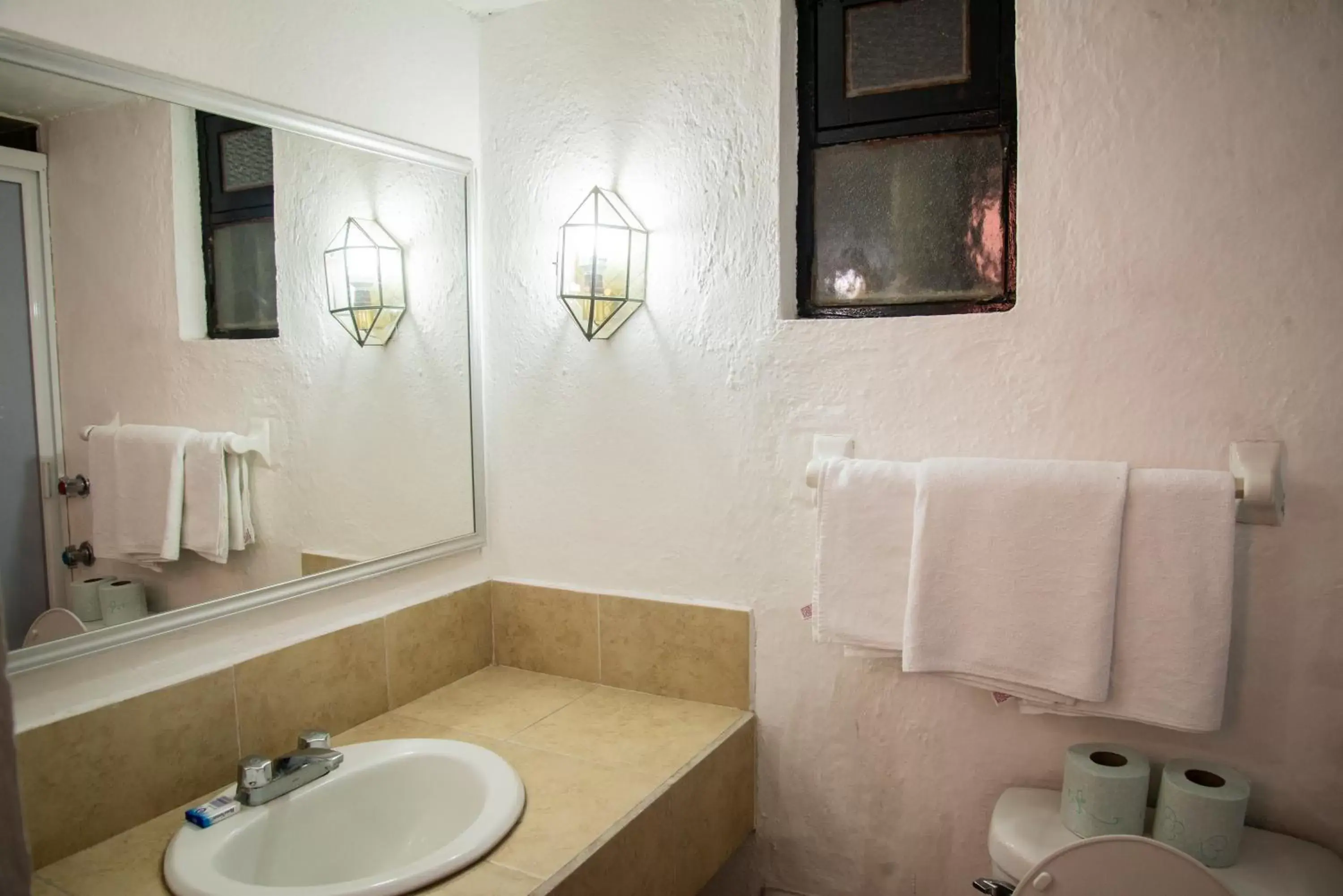 Bathroom in Hotel Hacienda de Cobos