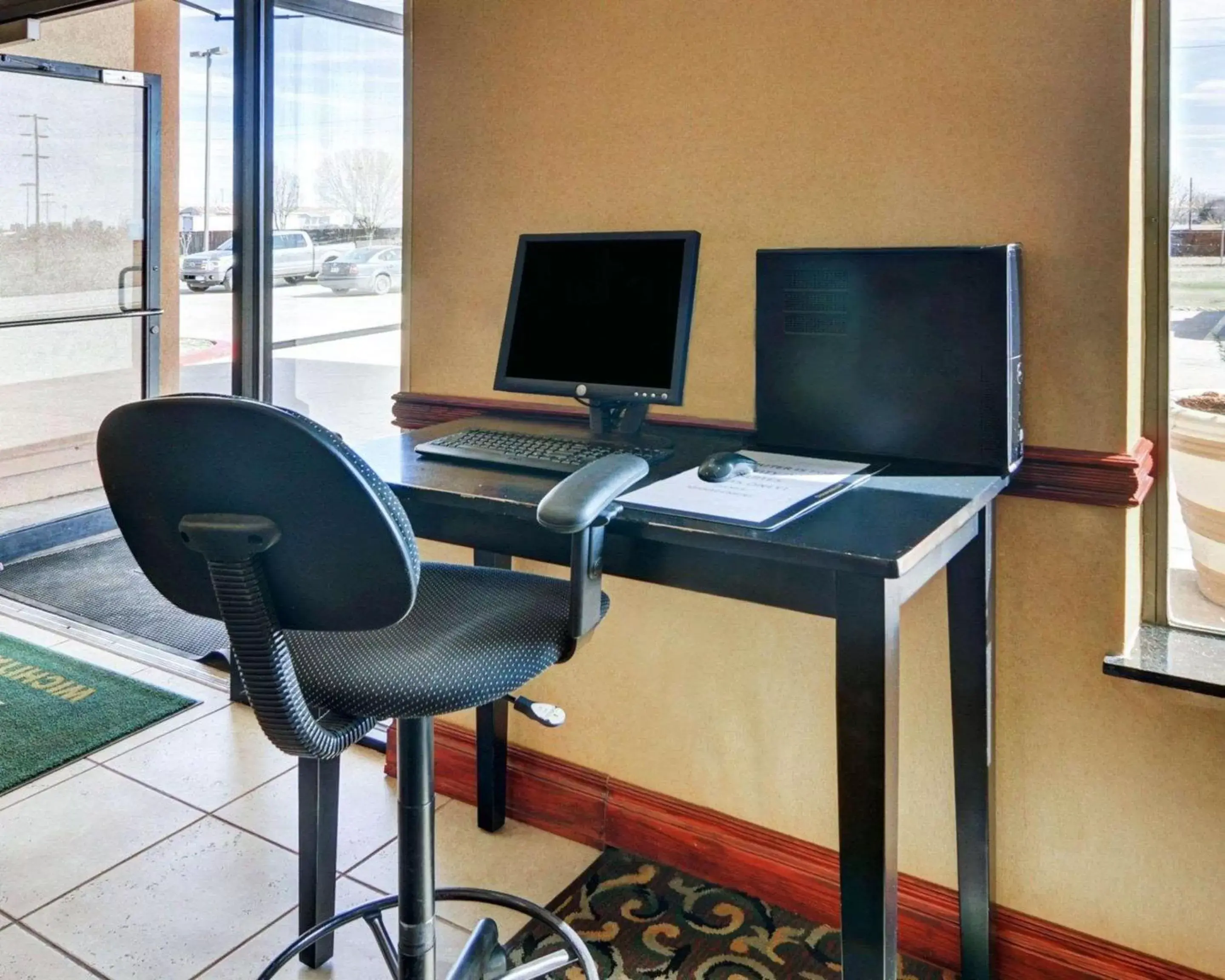 Business facilities in Quality Inn & Suites Wichita Falls I-44