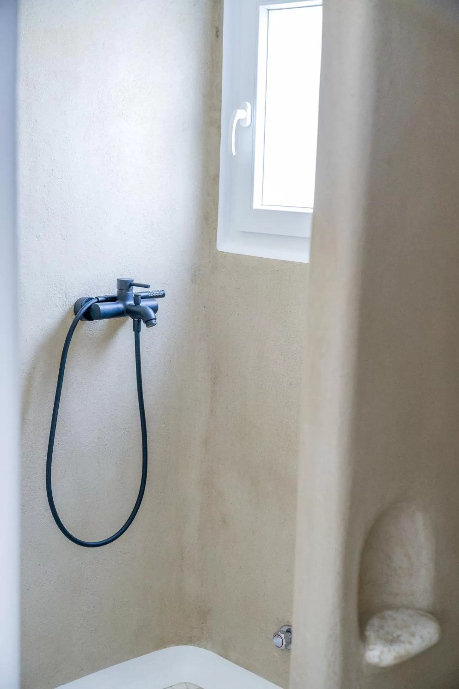 Shower in Euphoria Chora Naxos