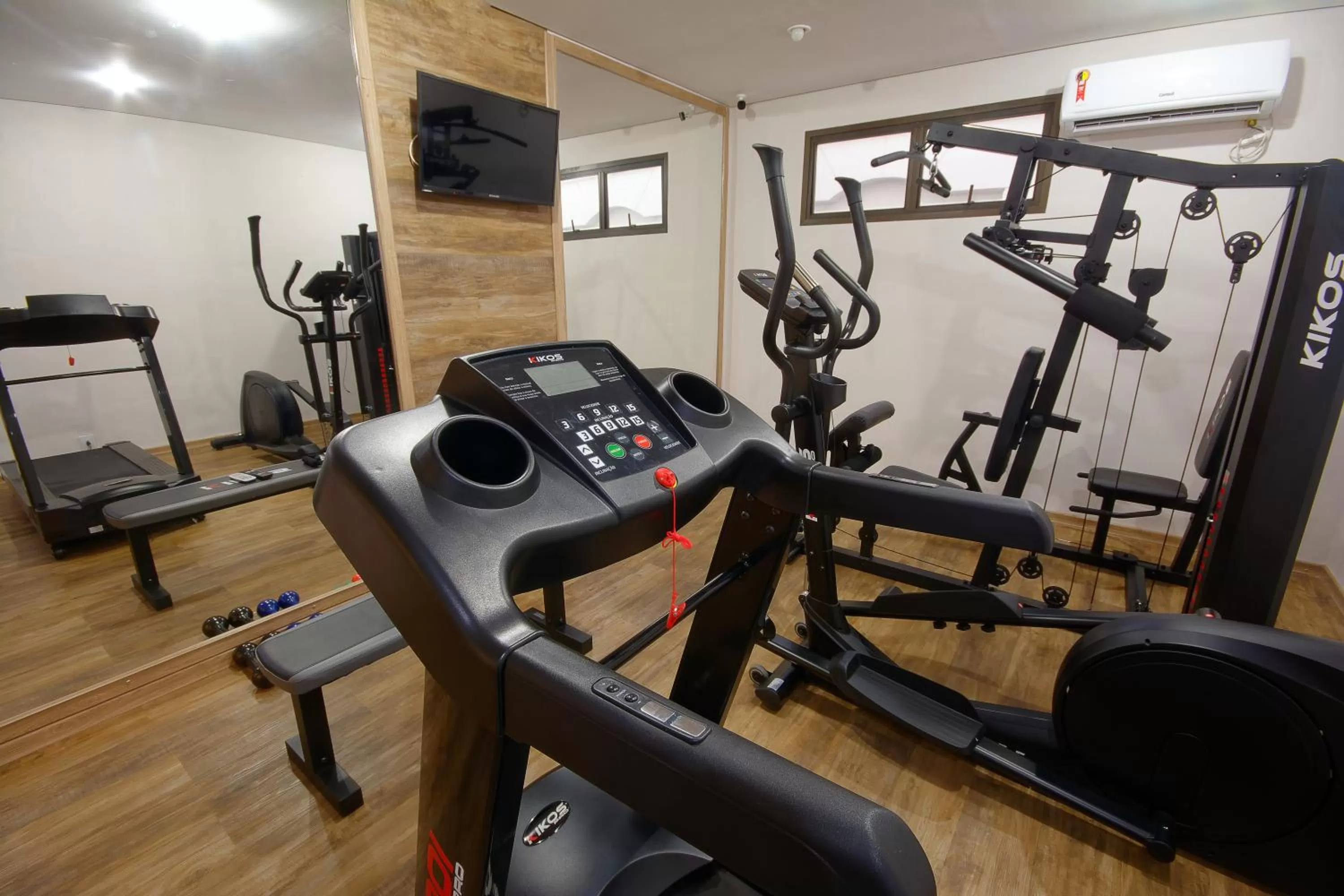 Fitness centre/facilities in Fênix Hotel Limeira