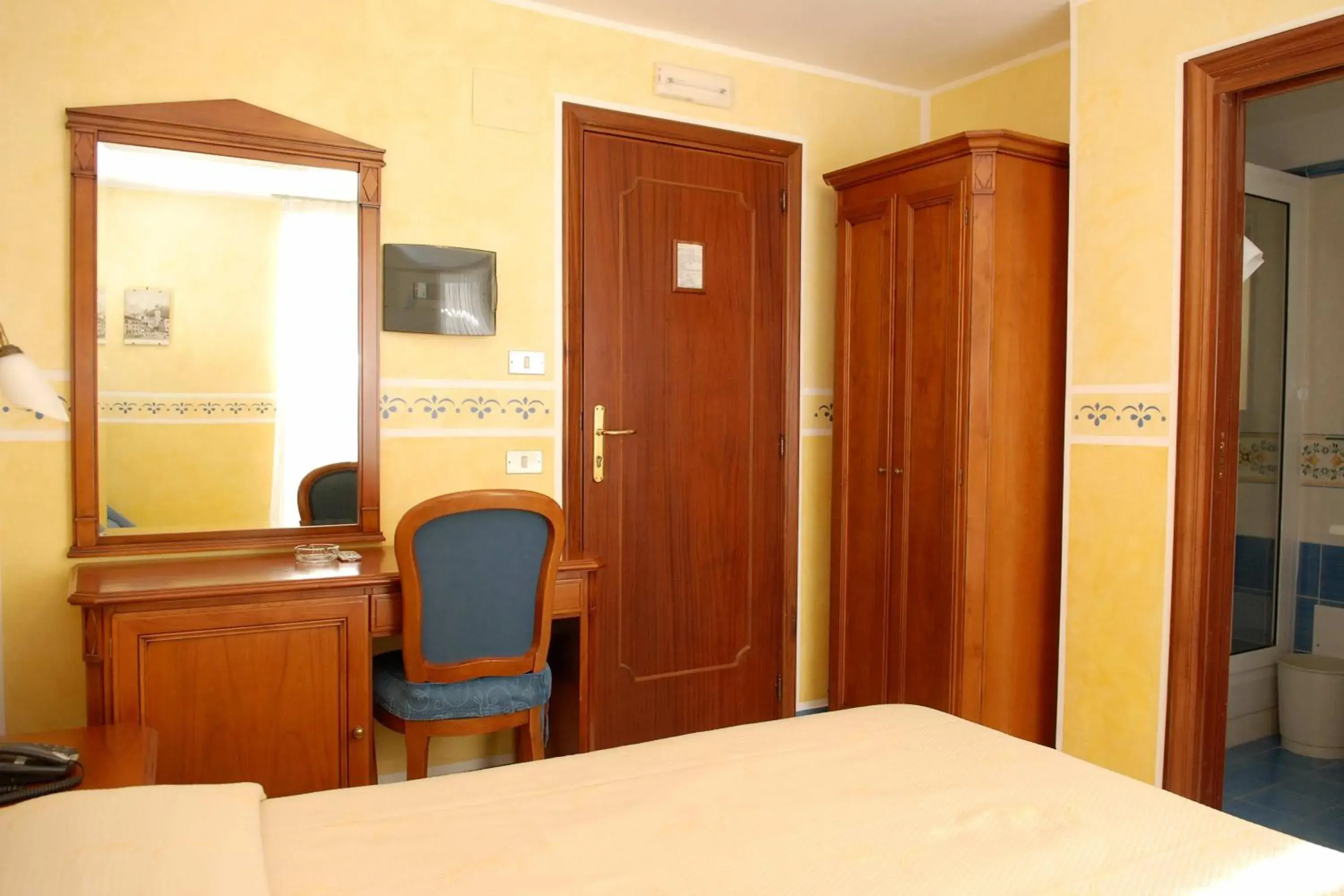 Bedroom in Hotel Amalfi