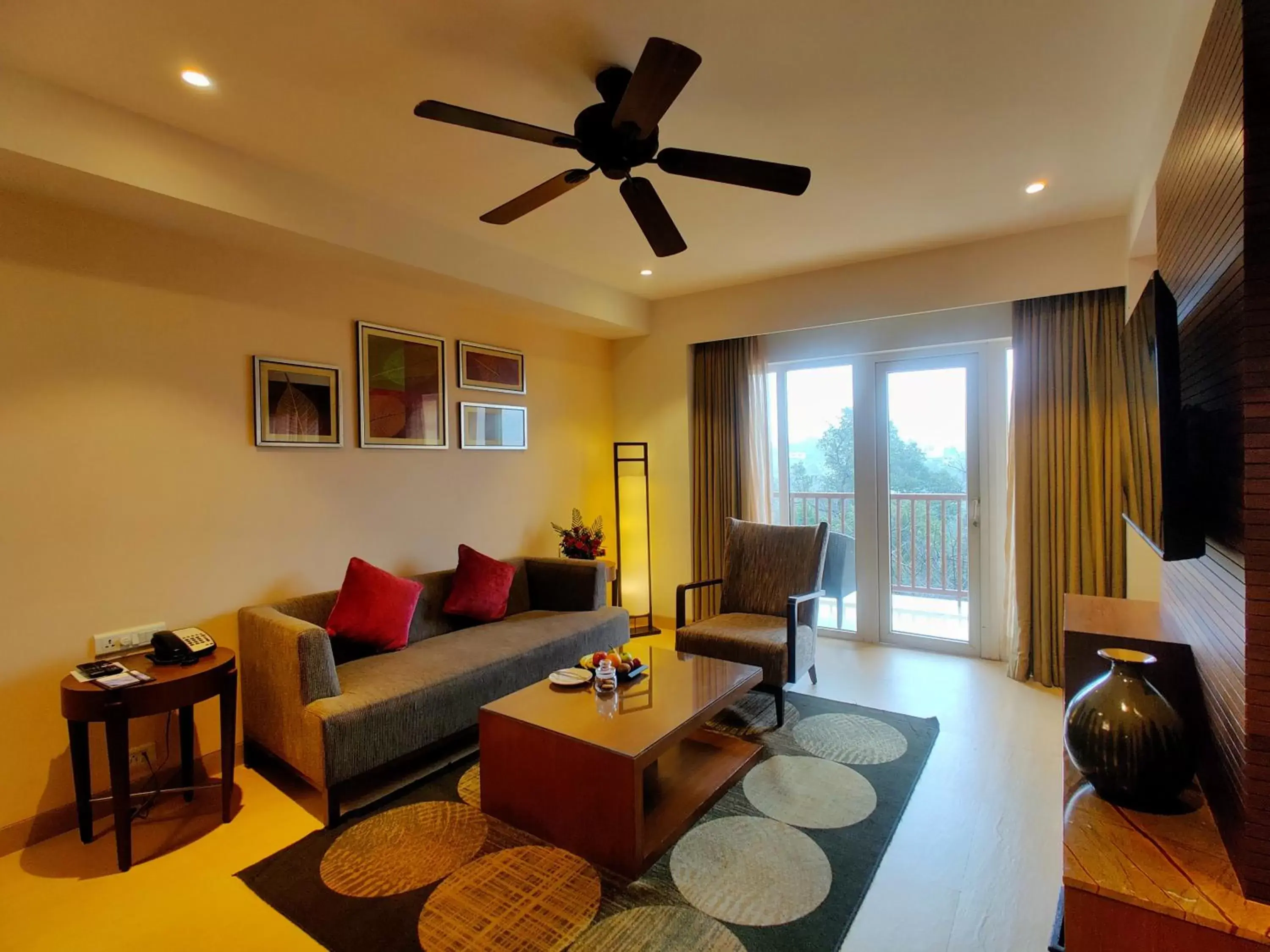 Living room, Seating Area in Fariyas Resort Lonavala