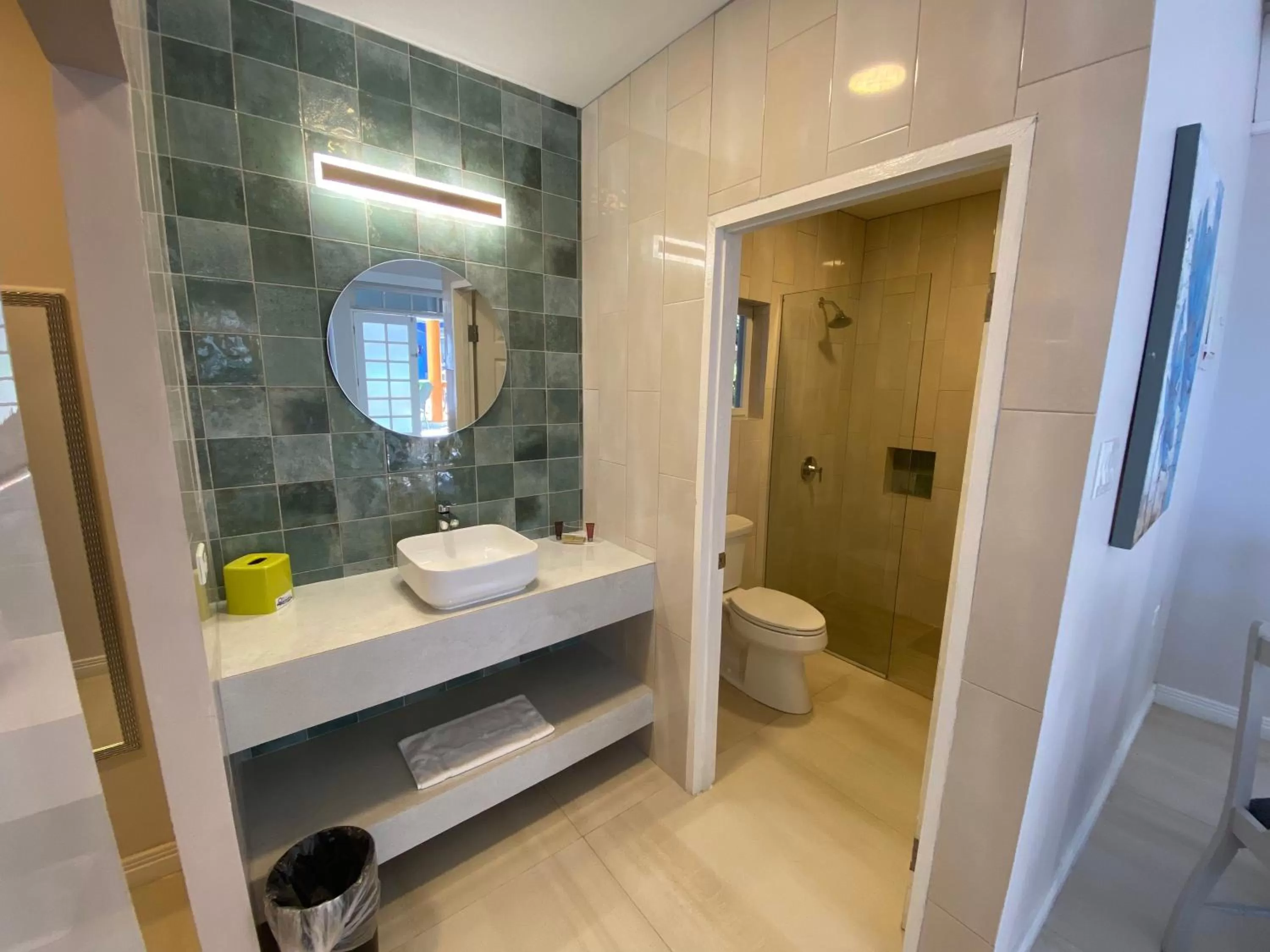 Shower in THE BOARDWALK VILLAGE