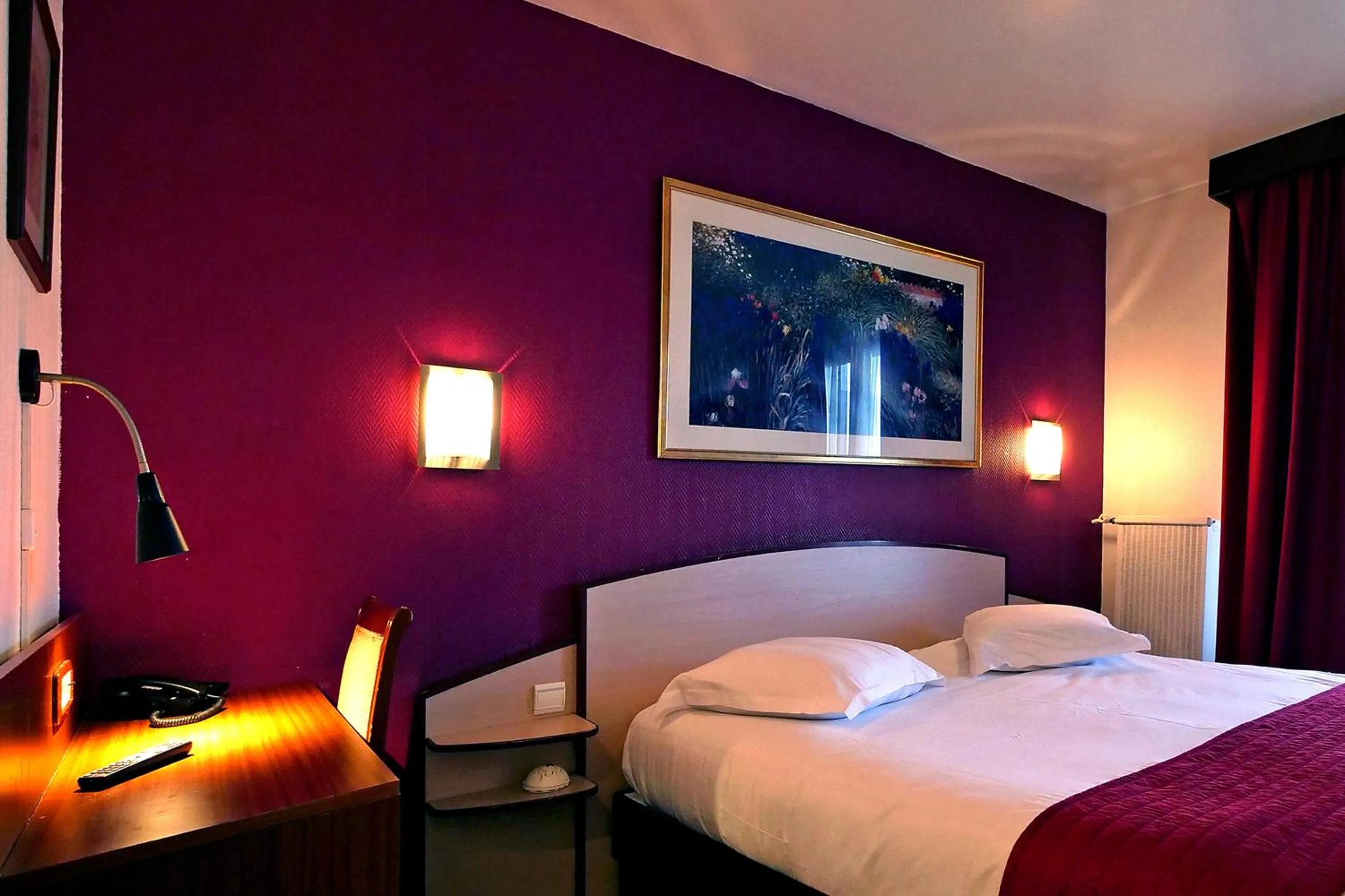 Bed in Le Vert Galant Villepinte Gare Vert Galant Parc des Expositions