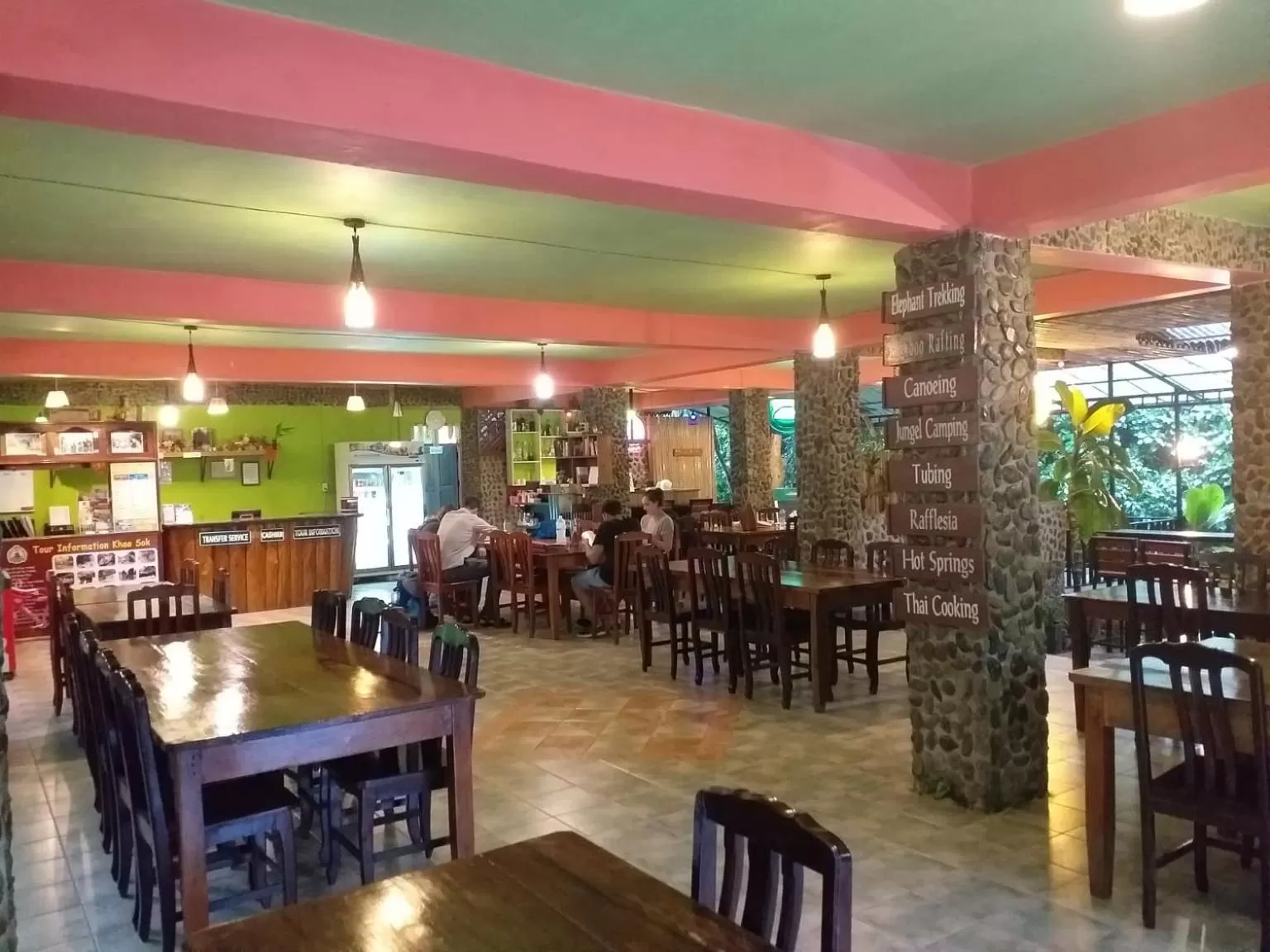 Restaurant/places to eat in Tree Tops River Huts