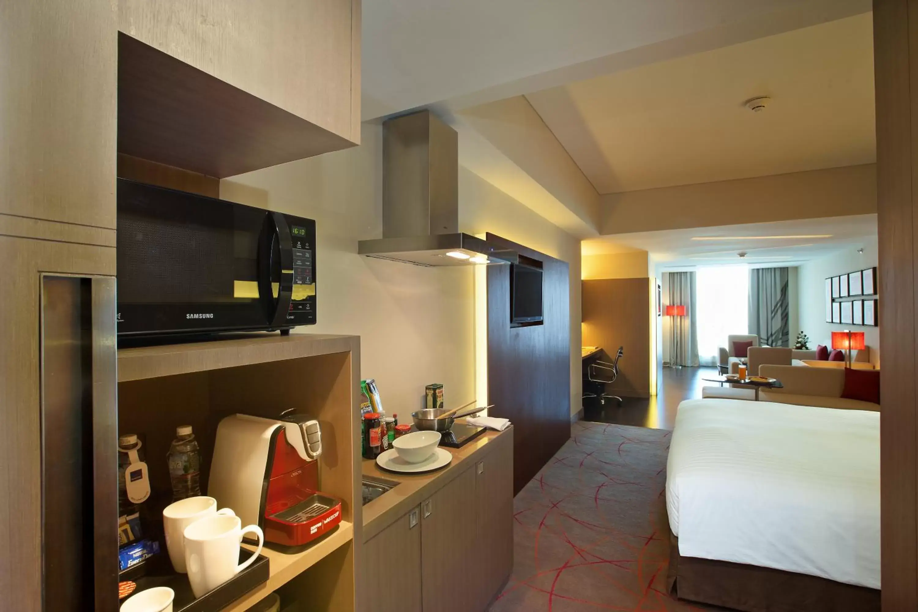 Kitchen or kitchenette, Kitchen/Kitchenette in Novotel Ahmedabad