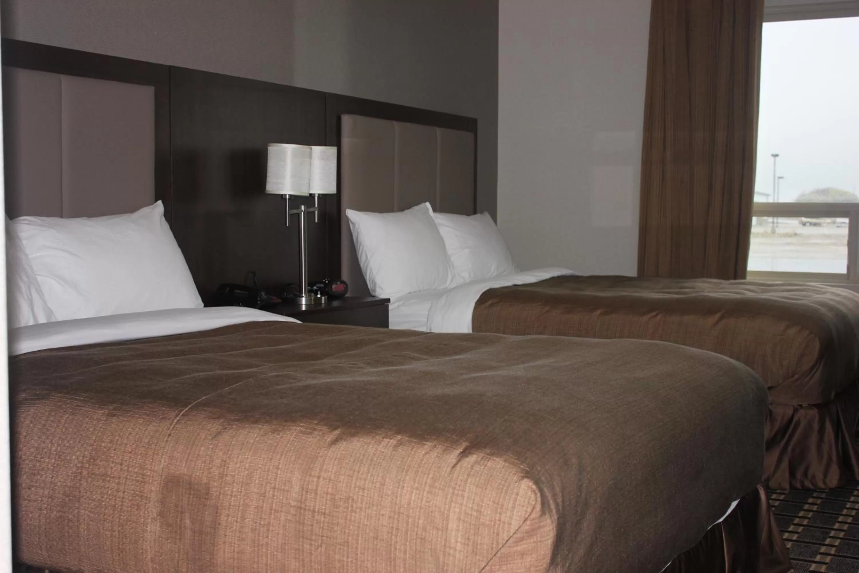 Bedroom, Bed in Western Star Inn & Suites Esterhazy