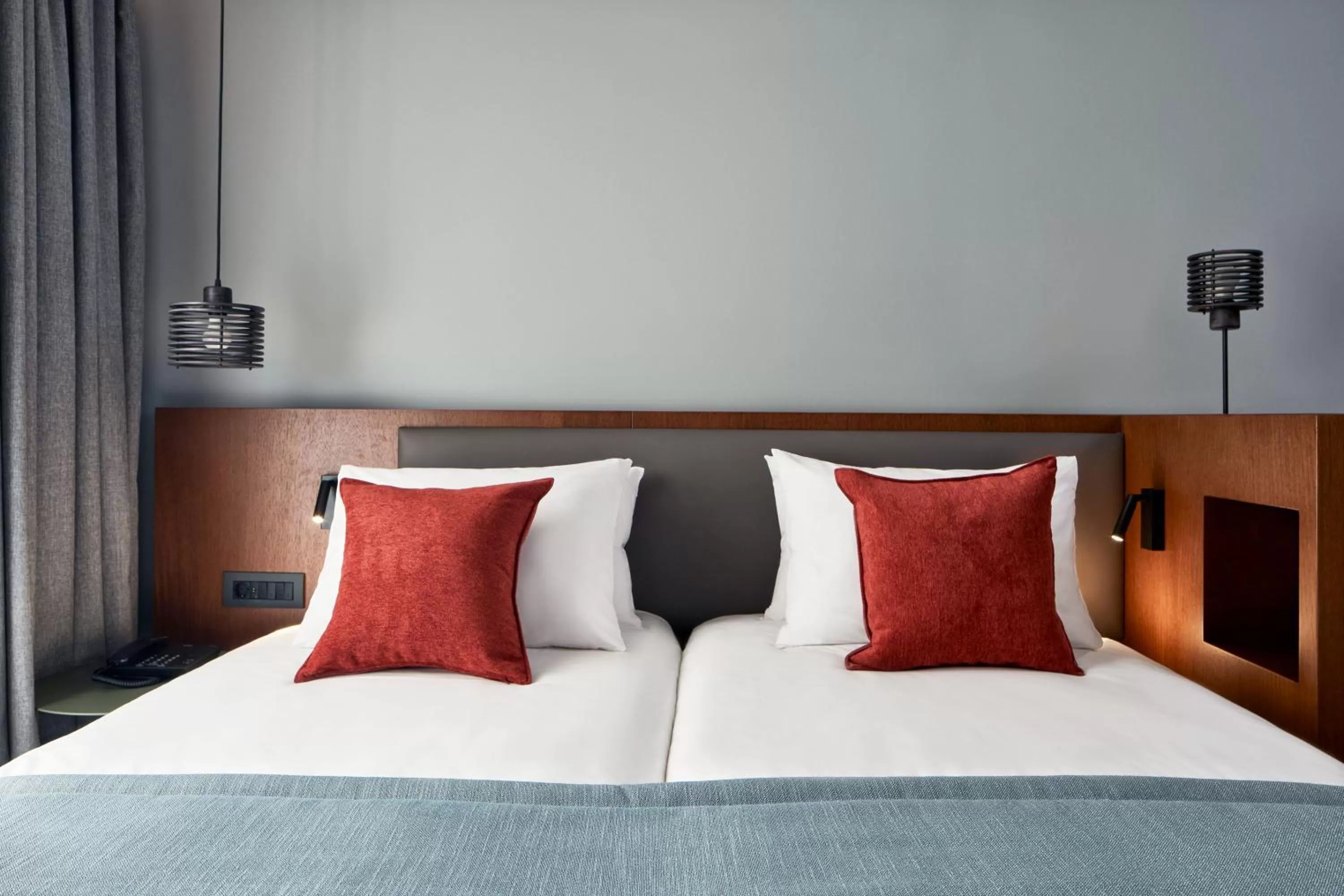 Bed in Hotel Achilleas