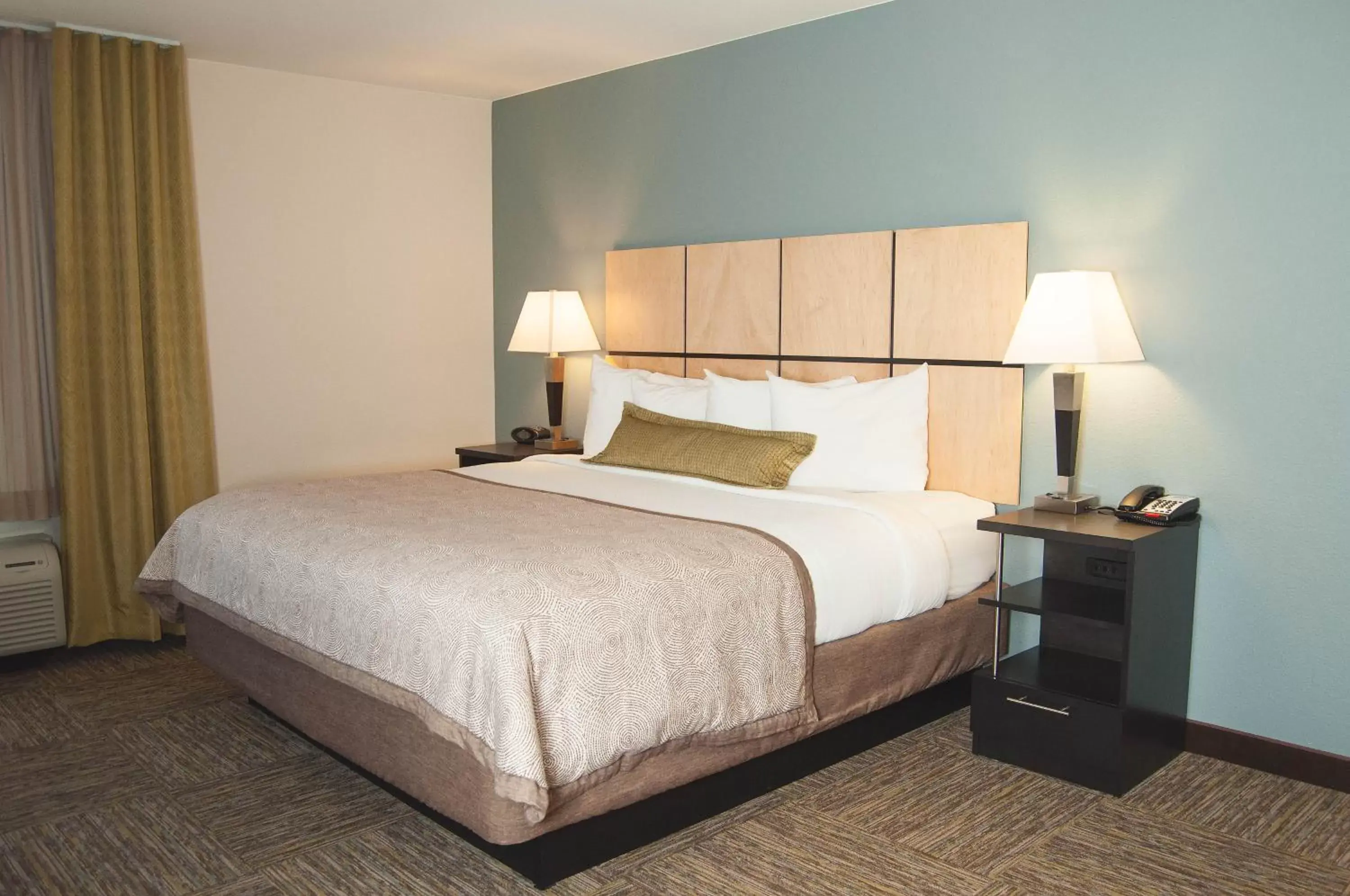 Photo of the whole room, Bed in Candlewood Suites Denver North - Thornton, an IHG Hotel