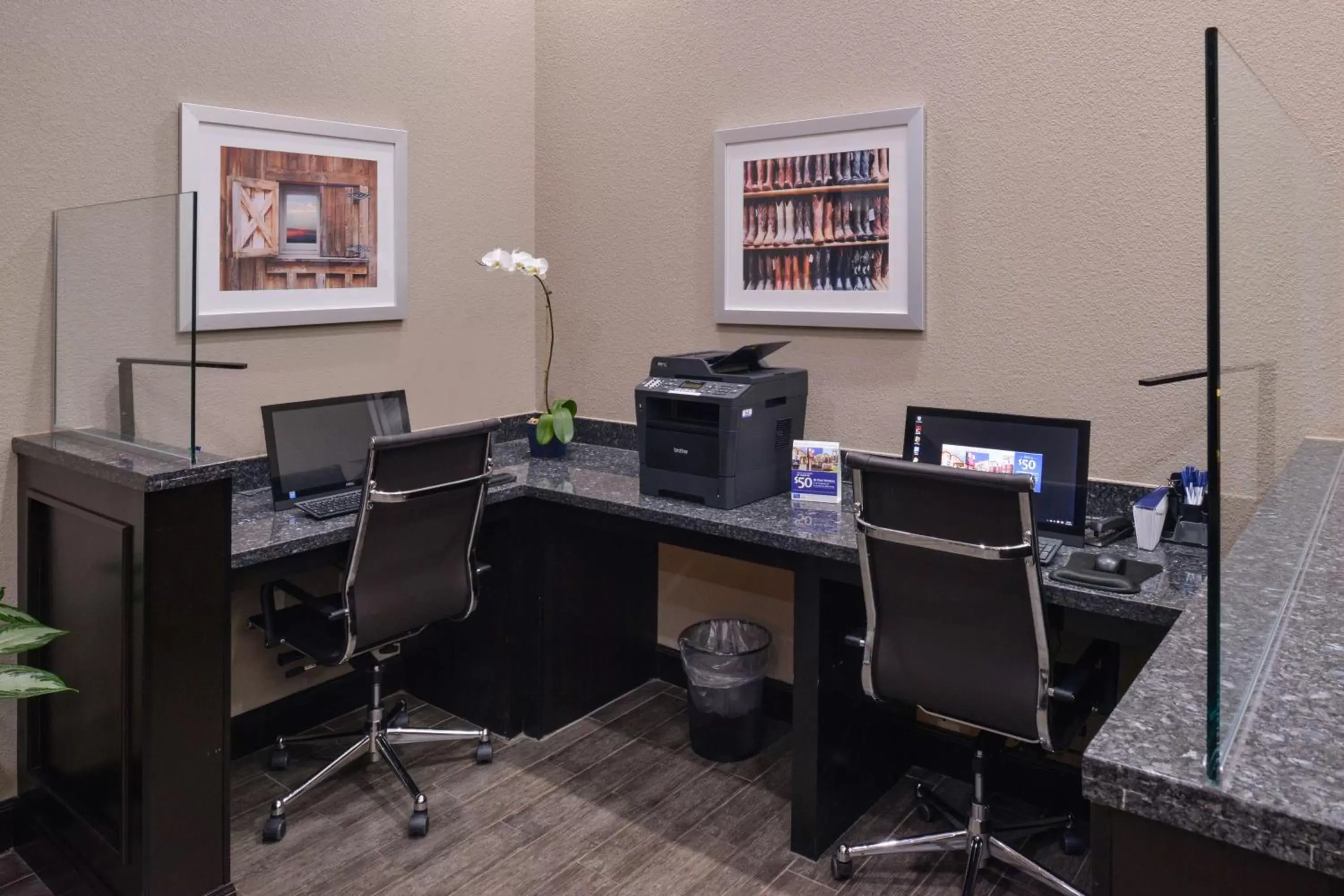 On site, Business Area/Conference Room in Best Western Plus Lake Jackson Inn & Suites