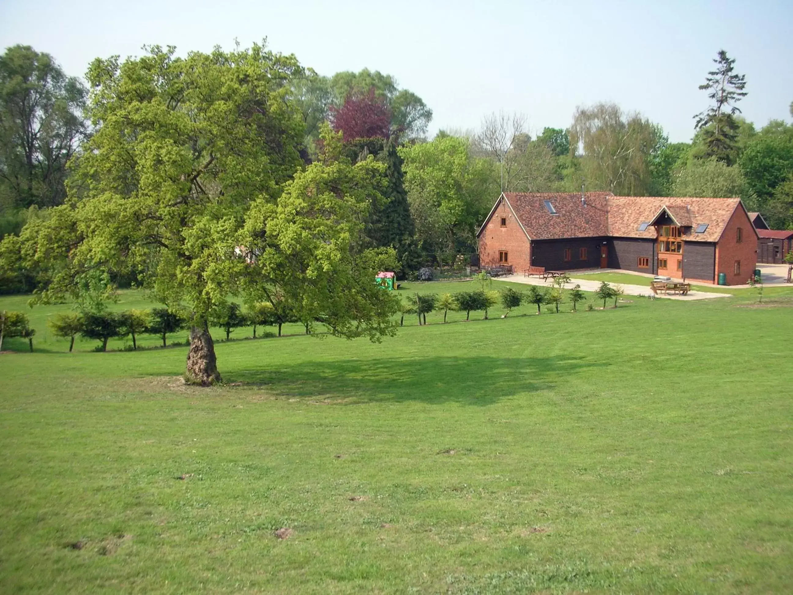 Garden, Property Building in Upper Neatham Mill