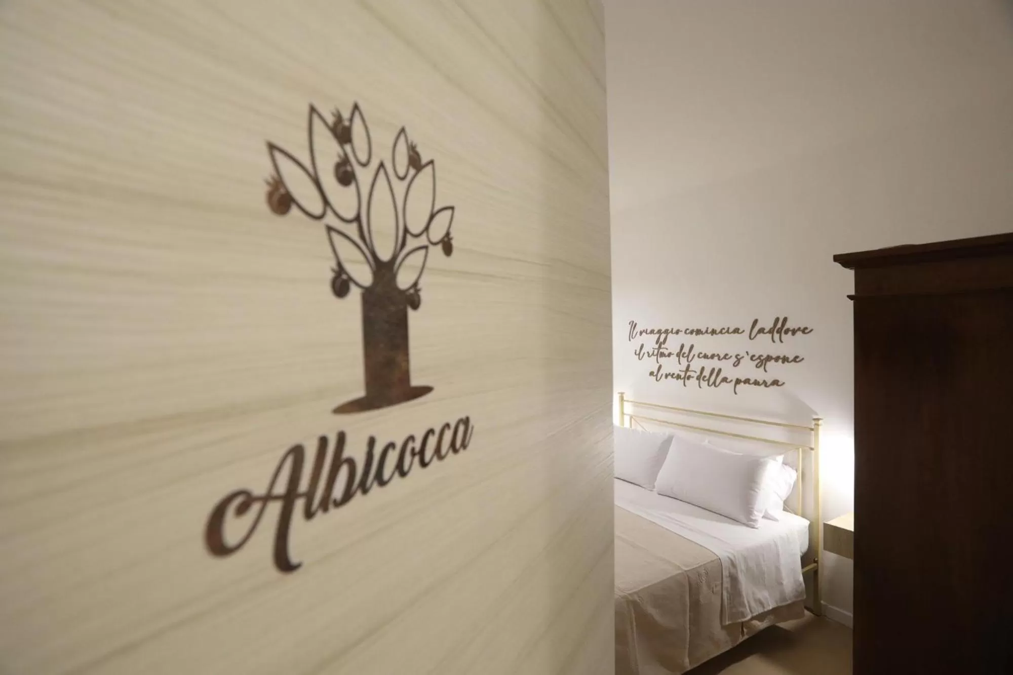 Logo/Certificate/Sign in B&b Casina Il Mandorlo