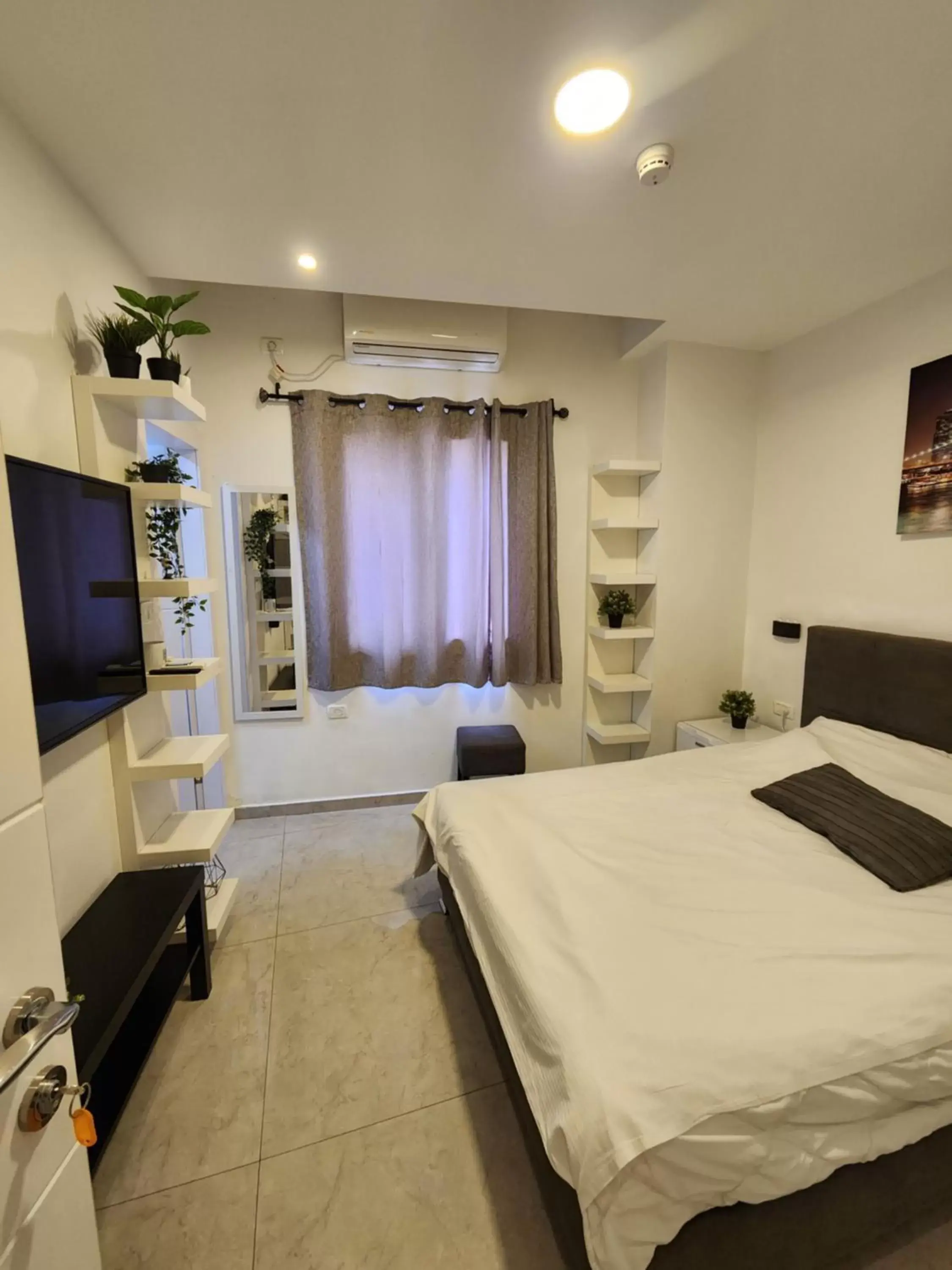 Small Double Room in The boutique Small Double Room in The boutique